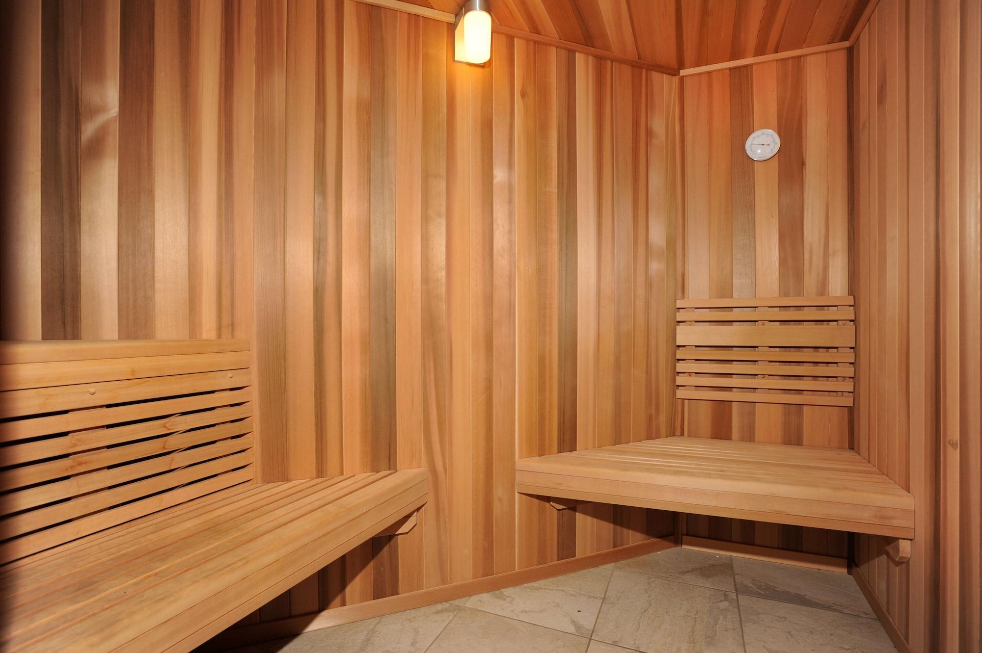 Spa Jackpine & Black Bear Condos