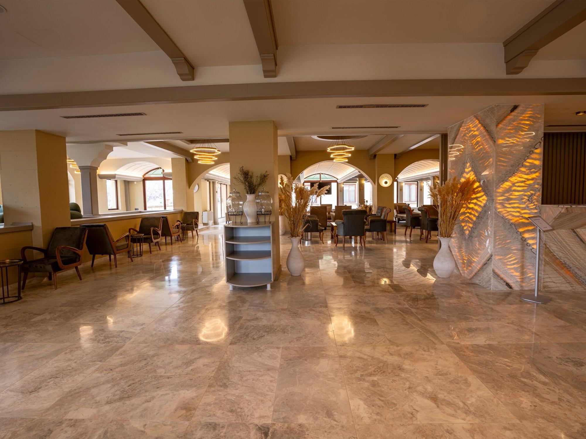 Vista Lobby Zemi Hotel Cappadocia