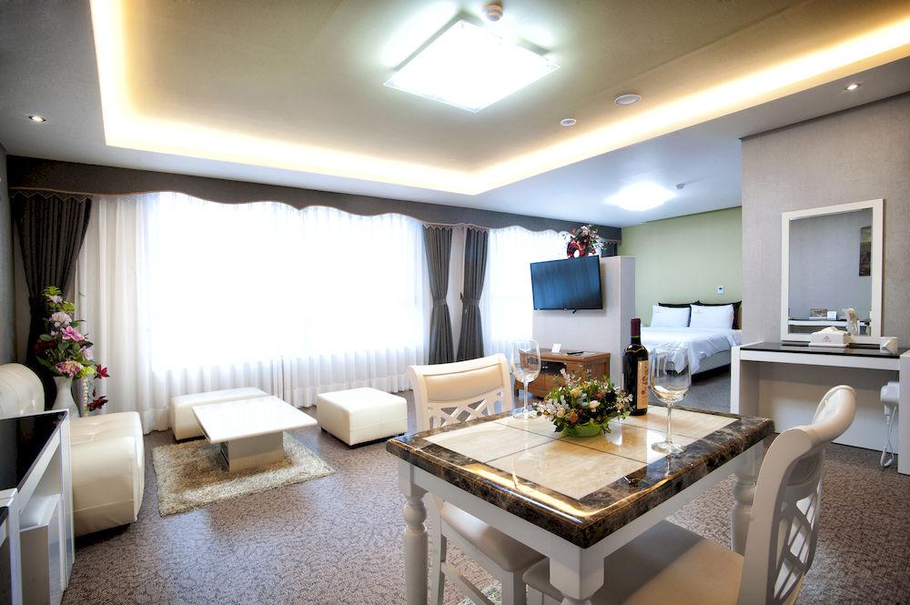 Varios BENIKEA Technovalley Hotel
