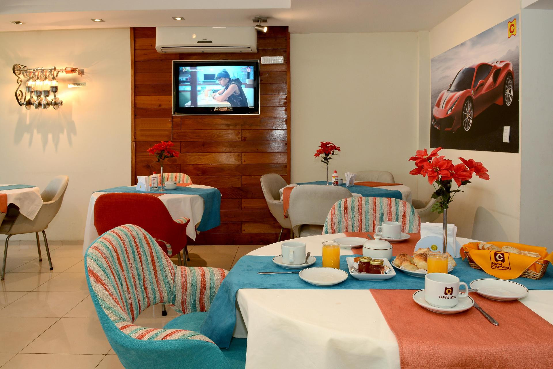 Bar/Salón Hotel Capvio