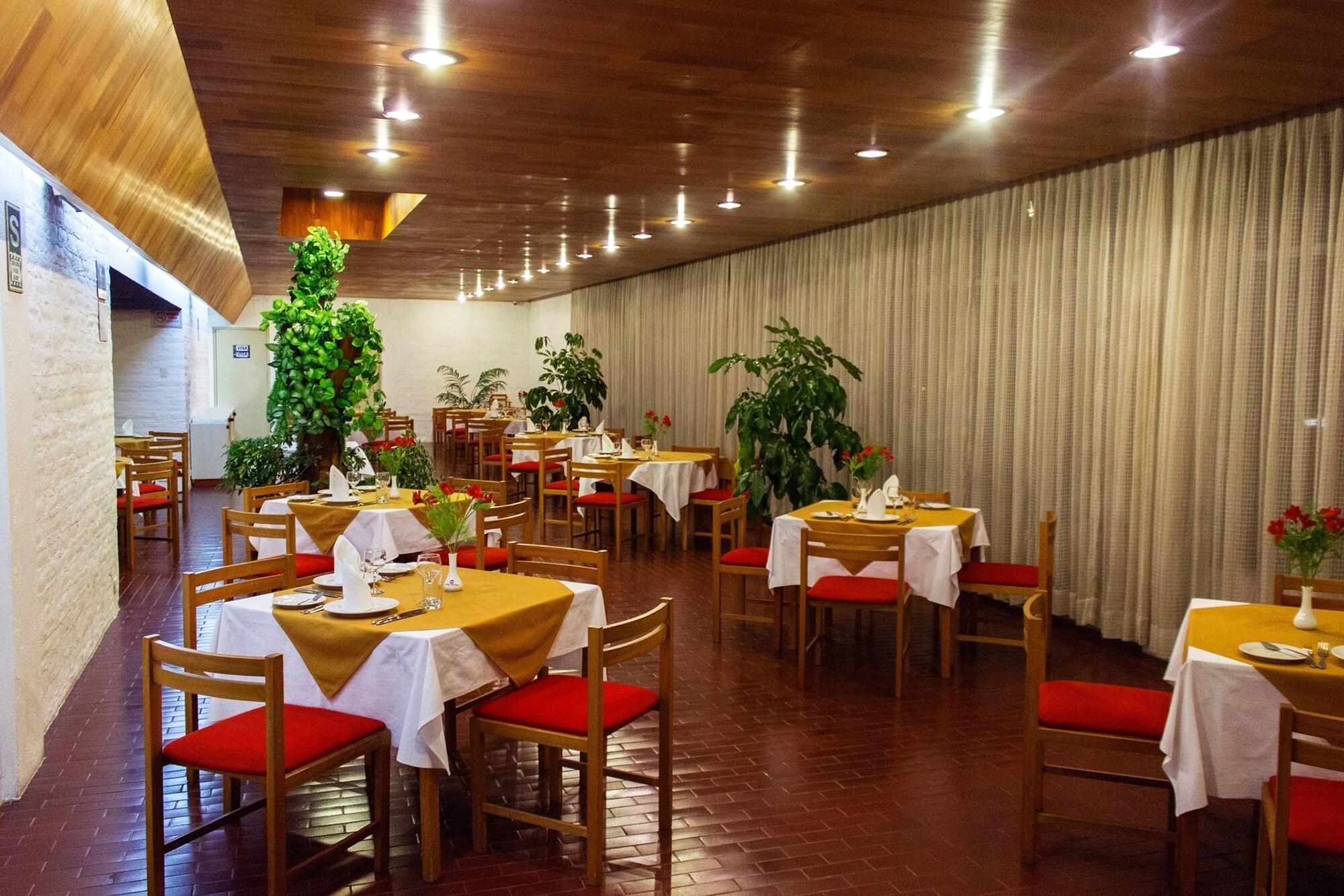 Restaurant Camino Real Hotel