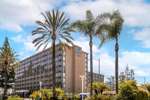 Alojamiento - Clarion Hotel Anaheim Resort