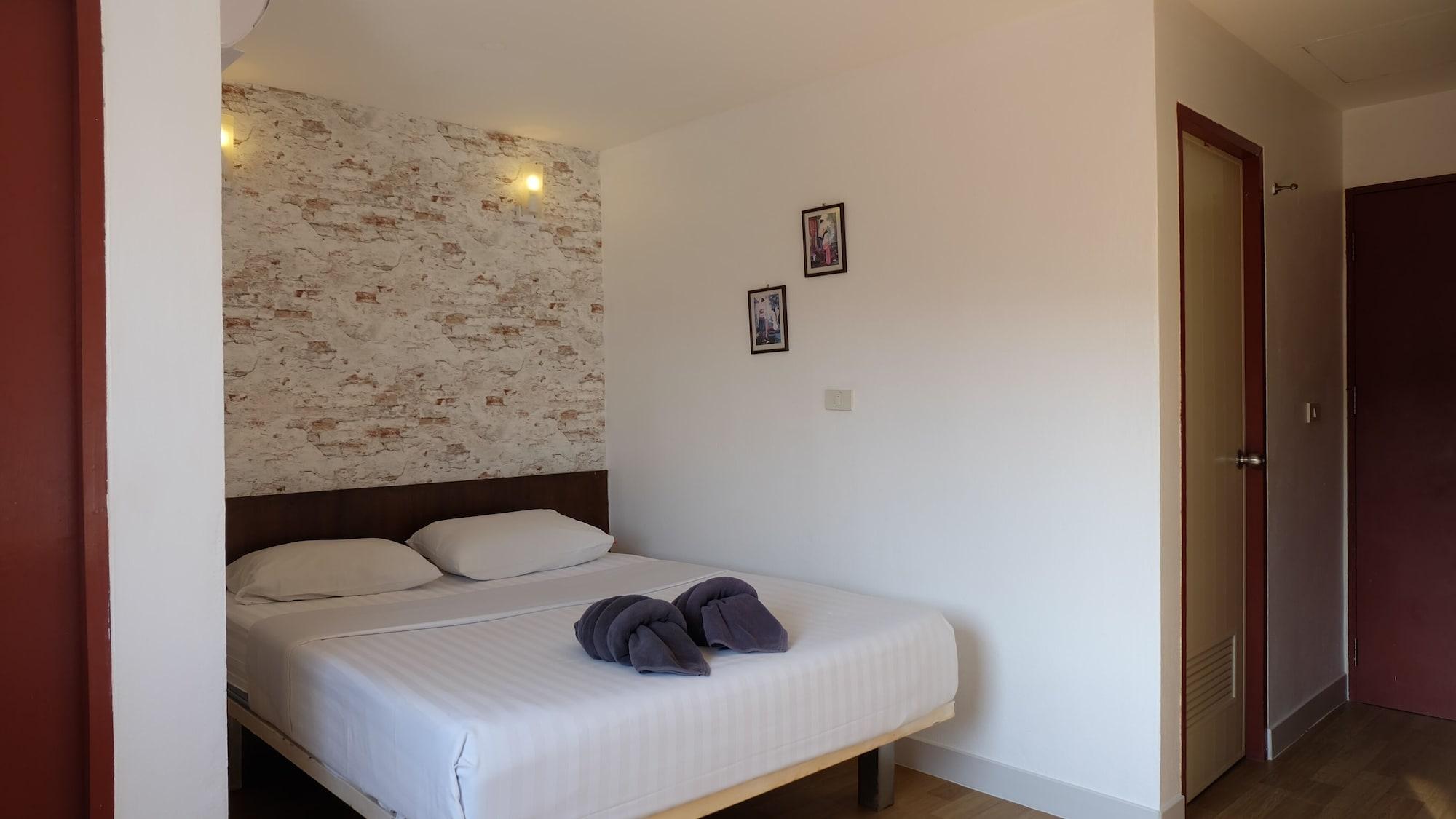 Set de Habitación 18 Coins Budget Hotel