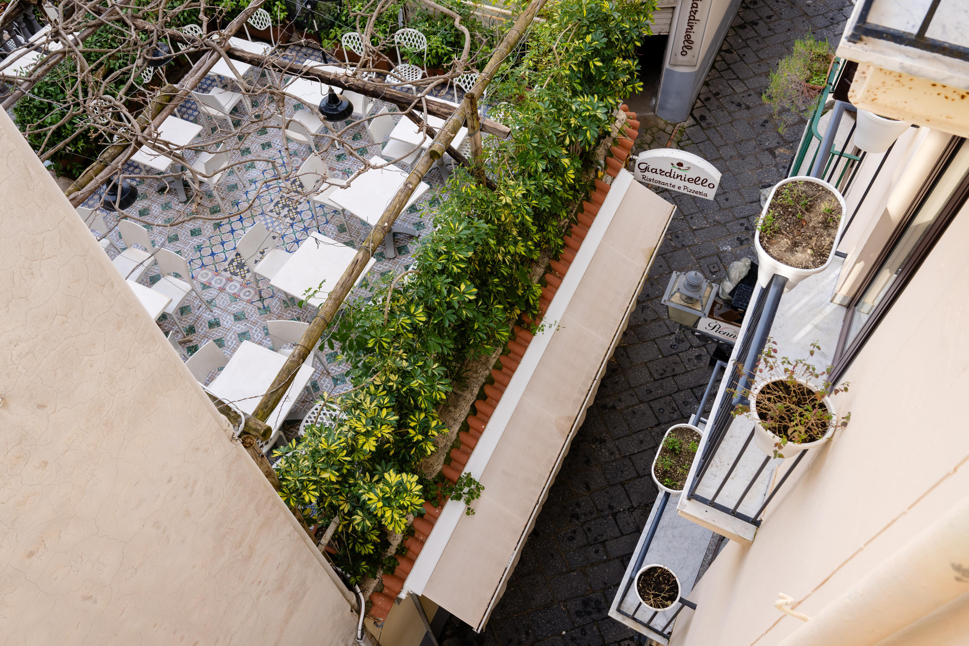 Vista Exterior Palazzo Gargiulo Luxury Rooms & Suites