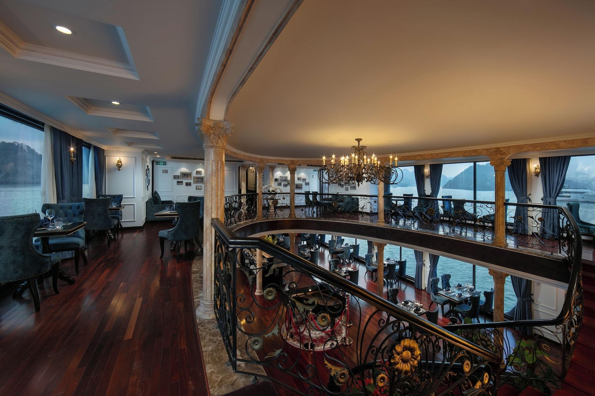 Restaurant Le Theatre Cruise