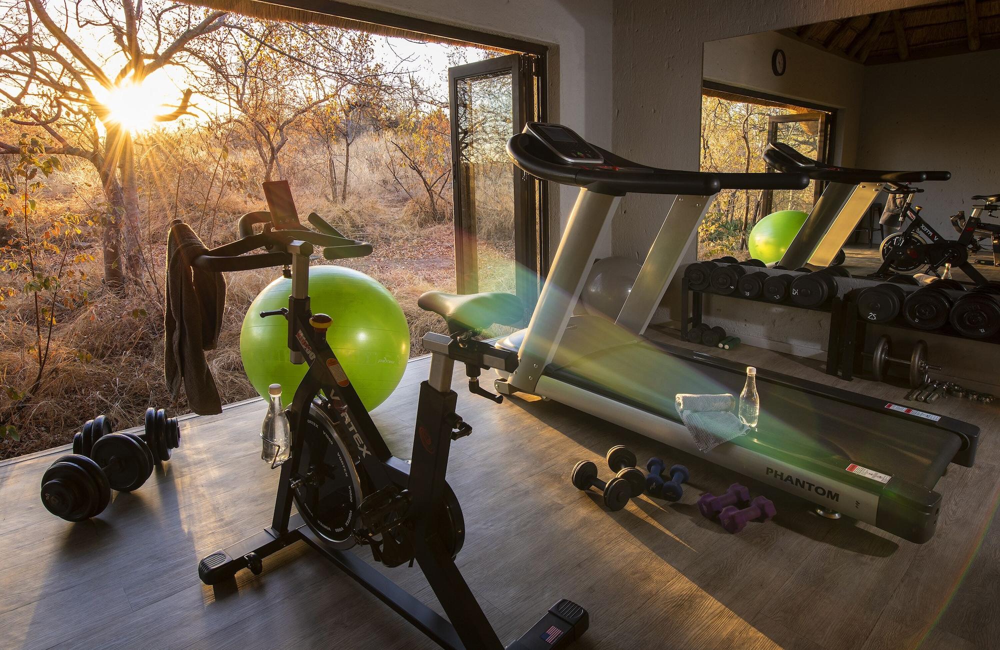 Gimnasio Pondoro Game Lodge  - Open to Kruger Park