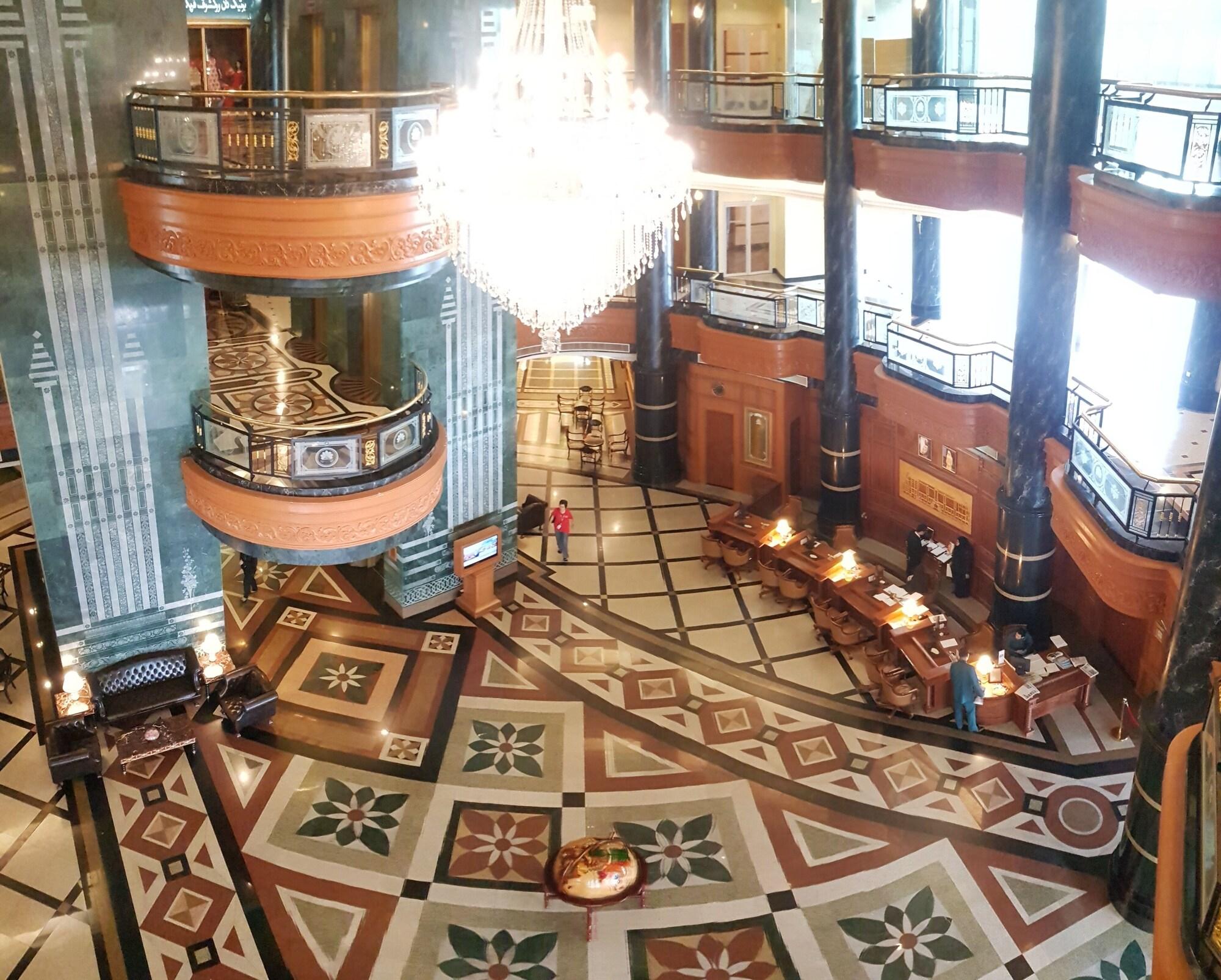 Vista Lobby The Rizqun International Hotel