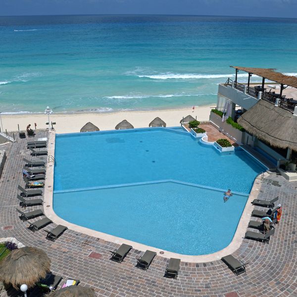 Bsea Cancun Plaza Hotel