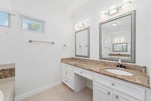 Alquiler Vacacional - Spacious 4-bedroom house with Amazing pool,gym room and large backyard for party