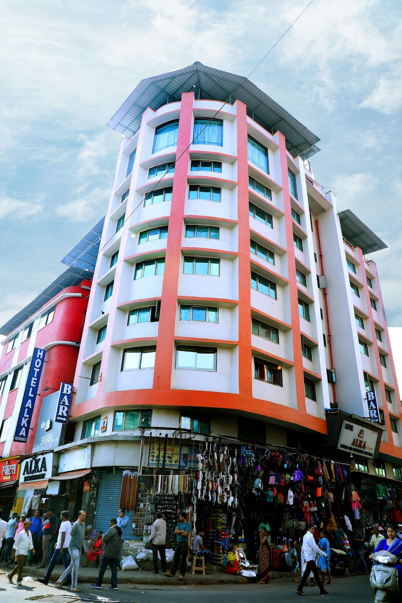 Vista Exterior Hotel Alka Residency
