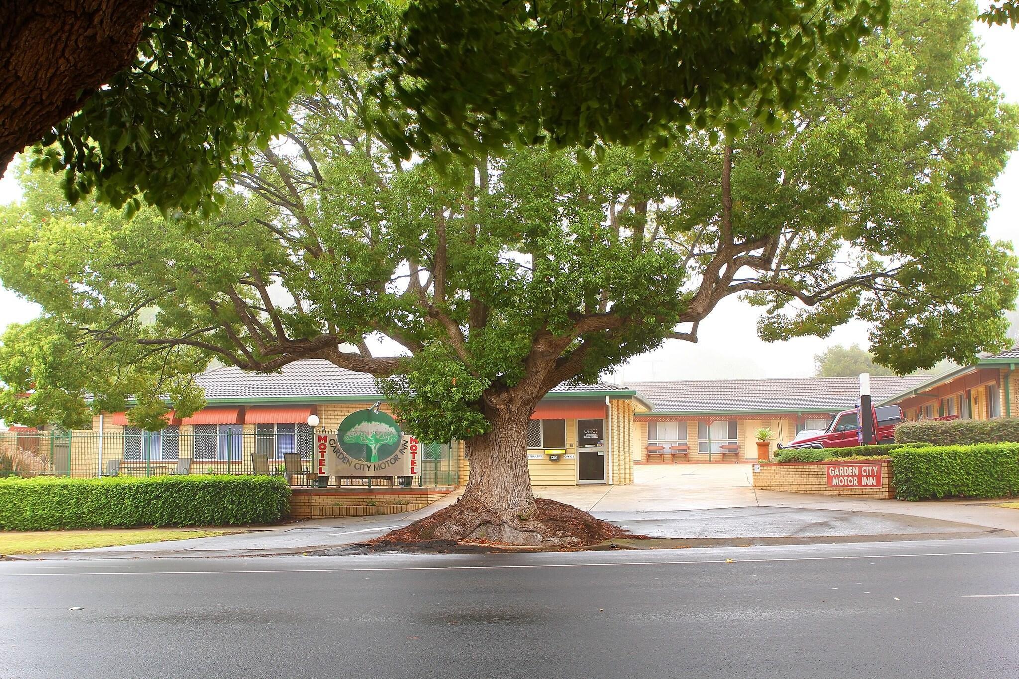 Vista Exterior Garden City Motor Inn Toowoomba