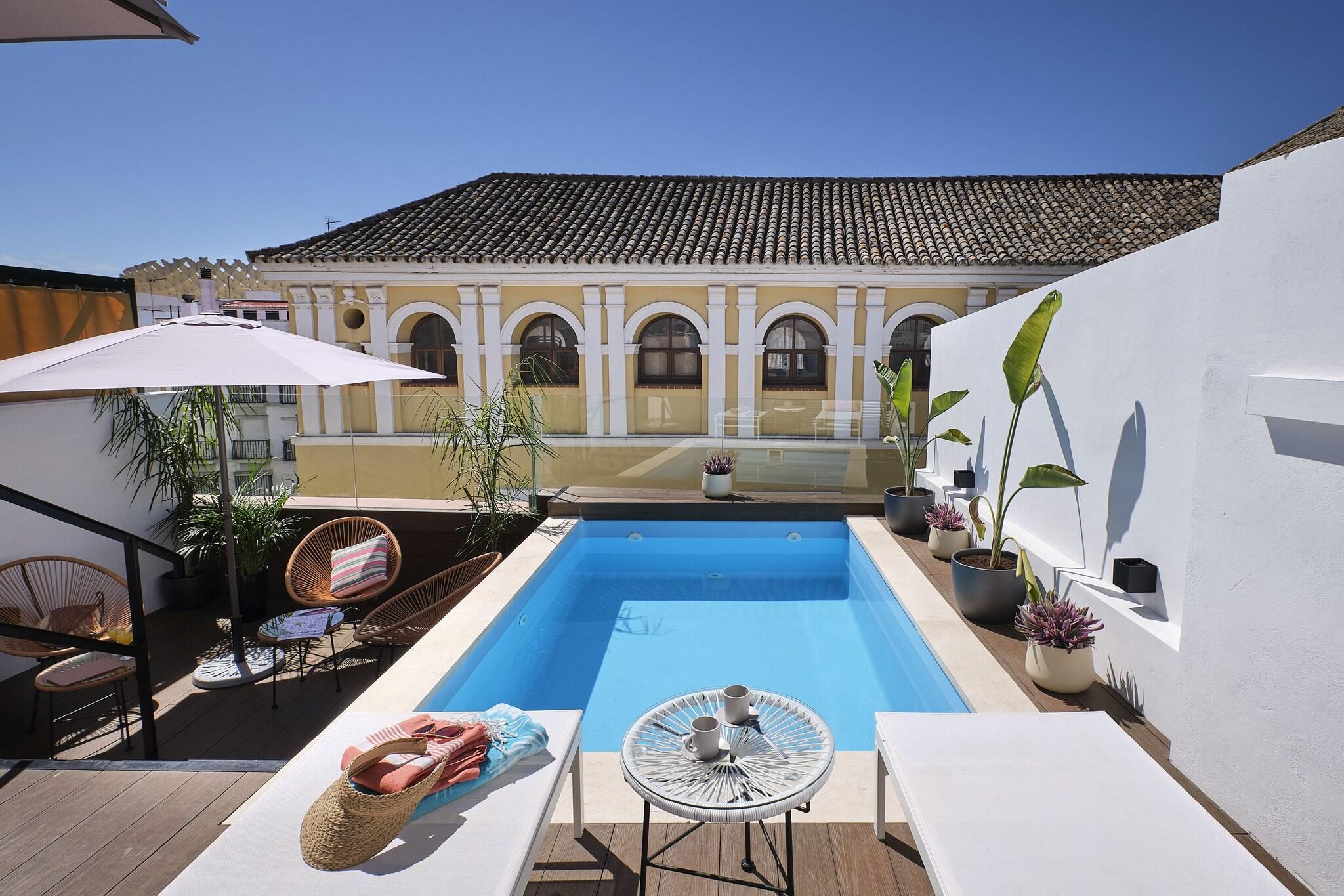 Vista Exterior Sweet Sevilla Suites