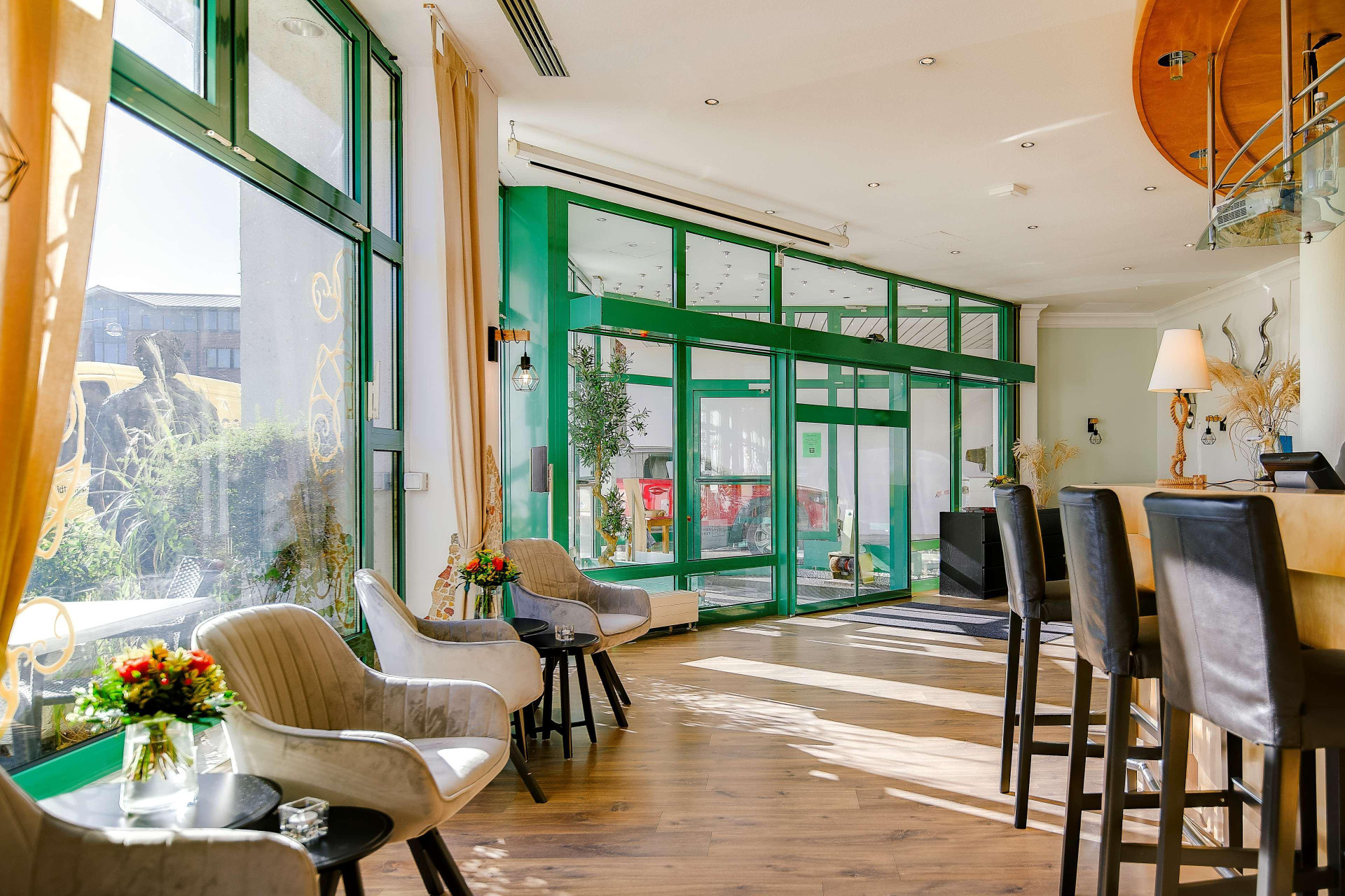 Bar/Salón Hotel Ambiente Langenhagen Hannover by Tulip Inn