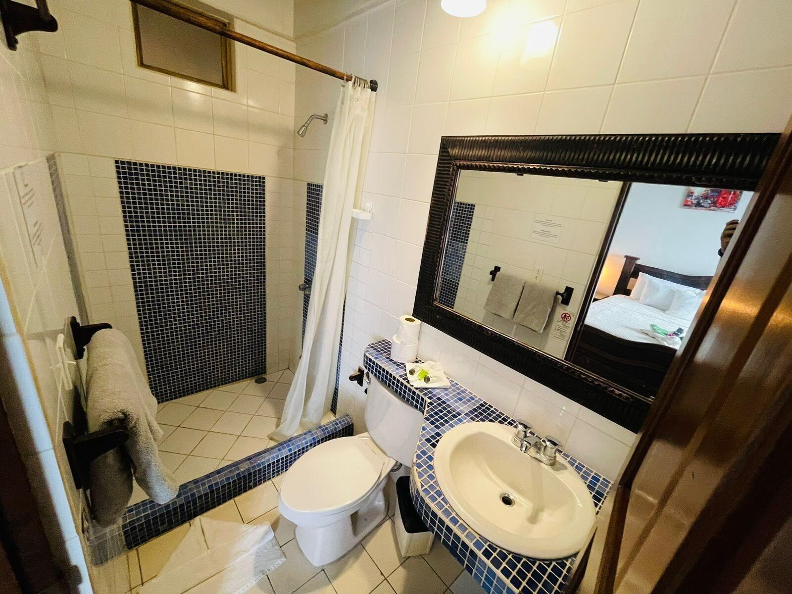 Equipamiento de Habitación Poseidon Party Hotel In Downtown