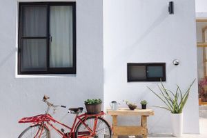 Alojamiento - Tree House Café & Homestay