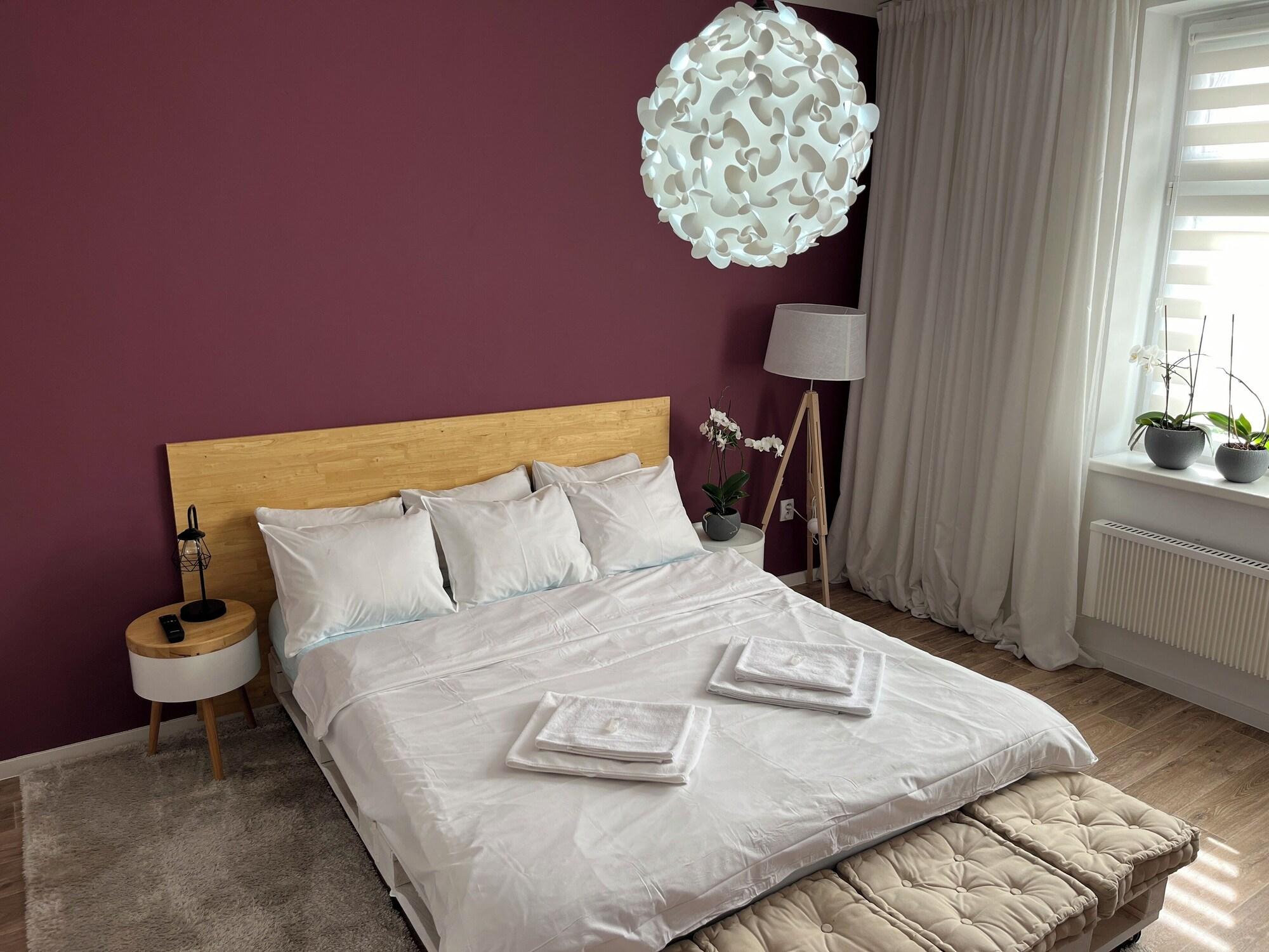 Varios Pension Skylark