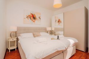 Alquiler Vacacional - Wellness oasis on Krk - Private heated jacuzzi & lounge under olive trees