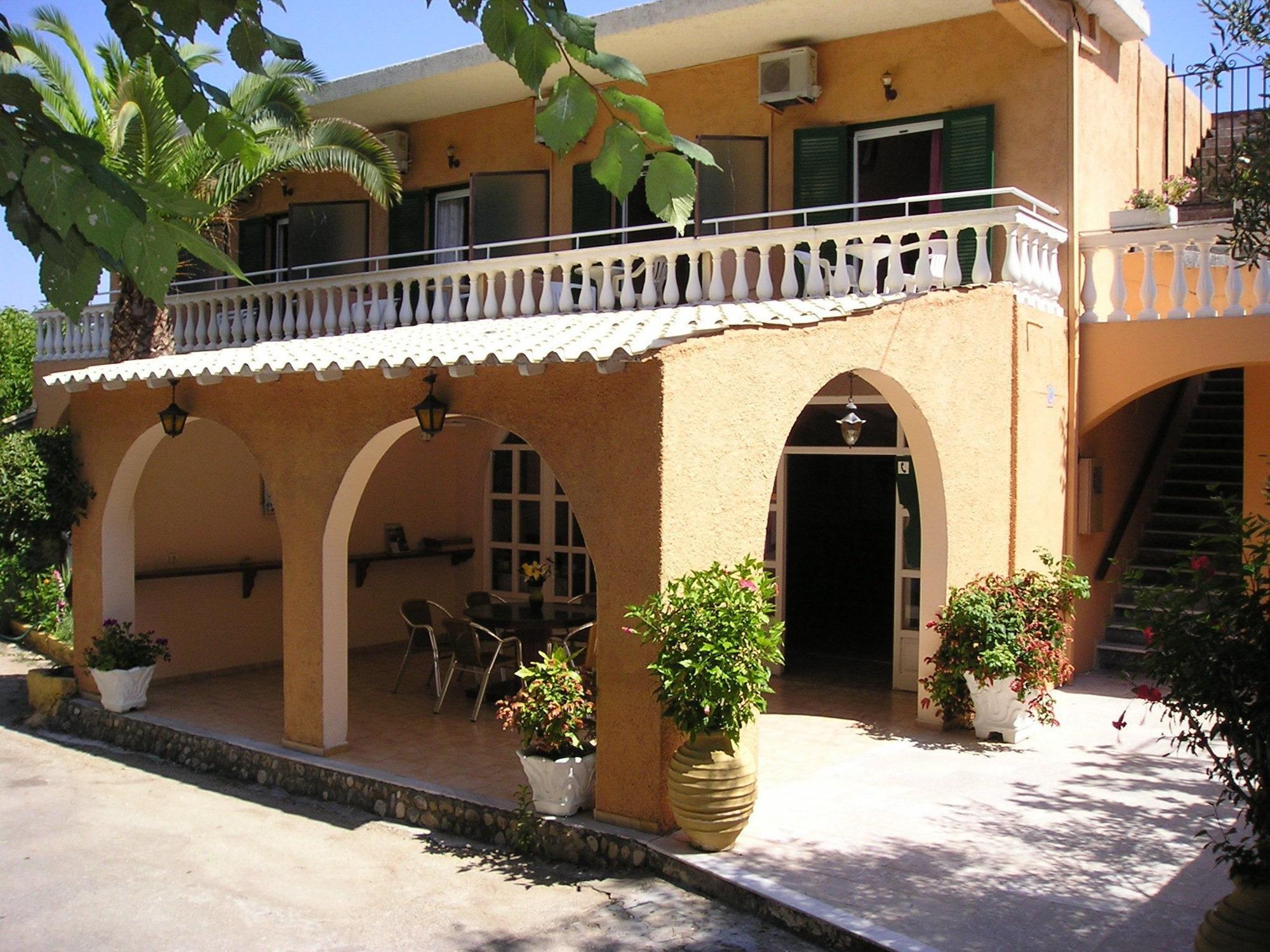 Vista Lobby River Studios & Apartments