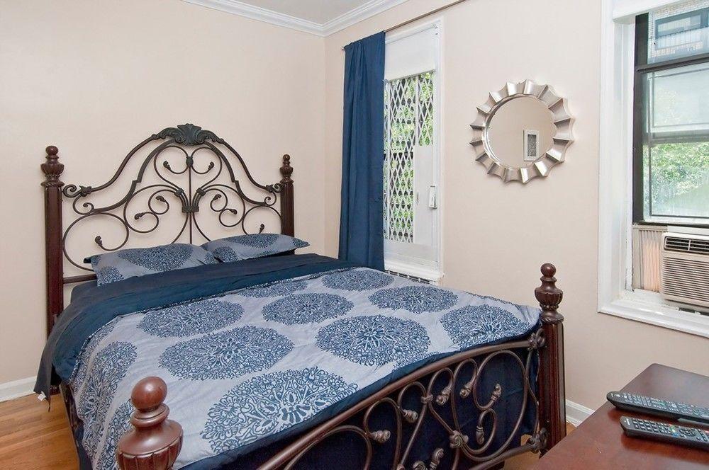 Varios East 81 Street Studio #232465