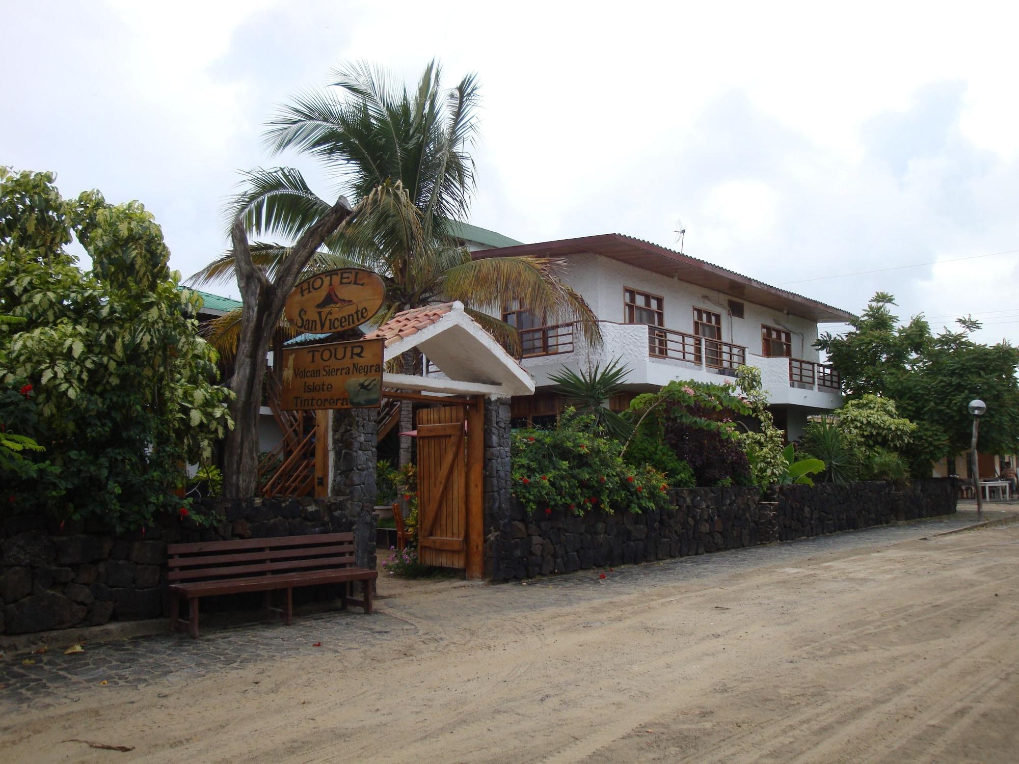 Vista Exterior Hotel San Vicente Galapagos