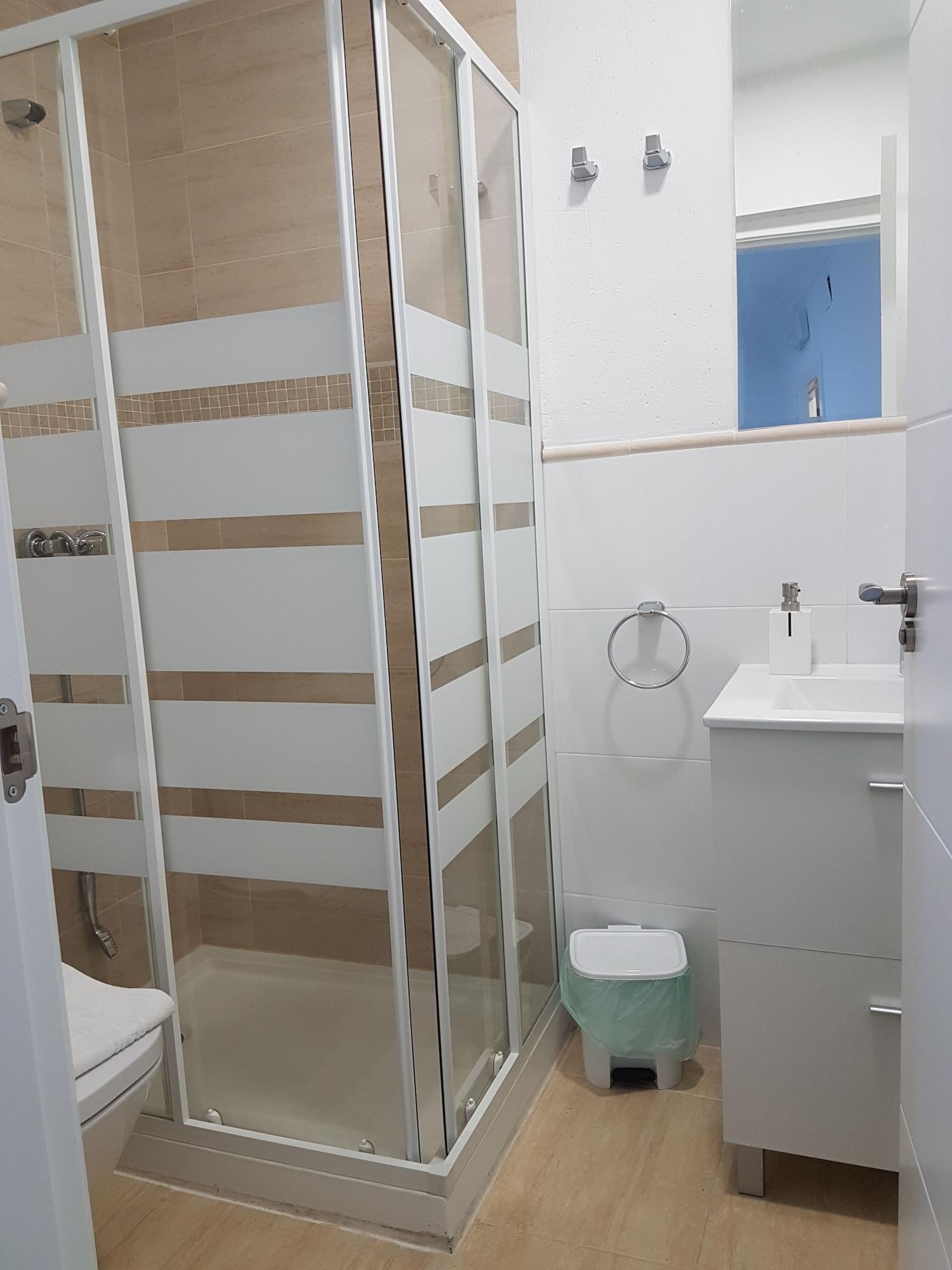 Equipamiento de Habitación Pensión Casa Botes Cuenca