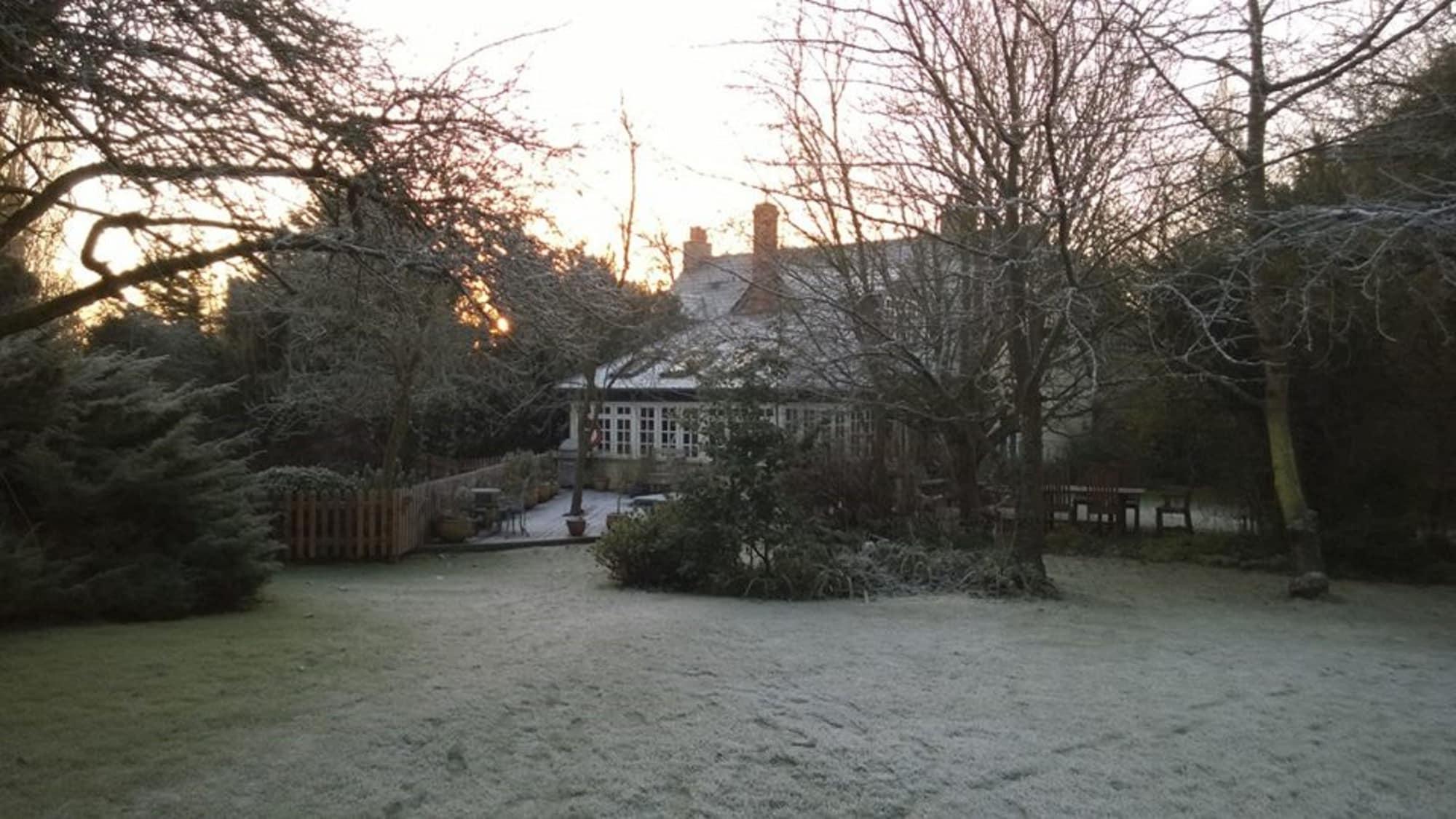 Vista Exterior Orchard Pond Bed & Breakfast