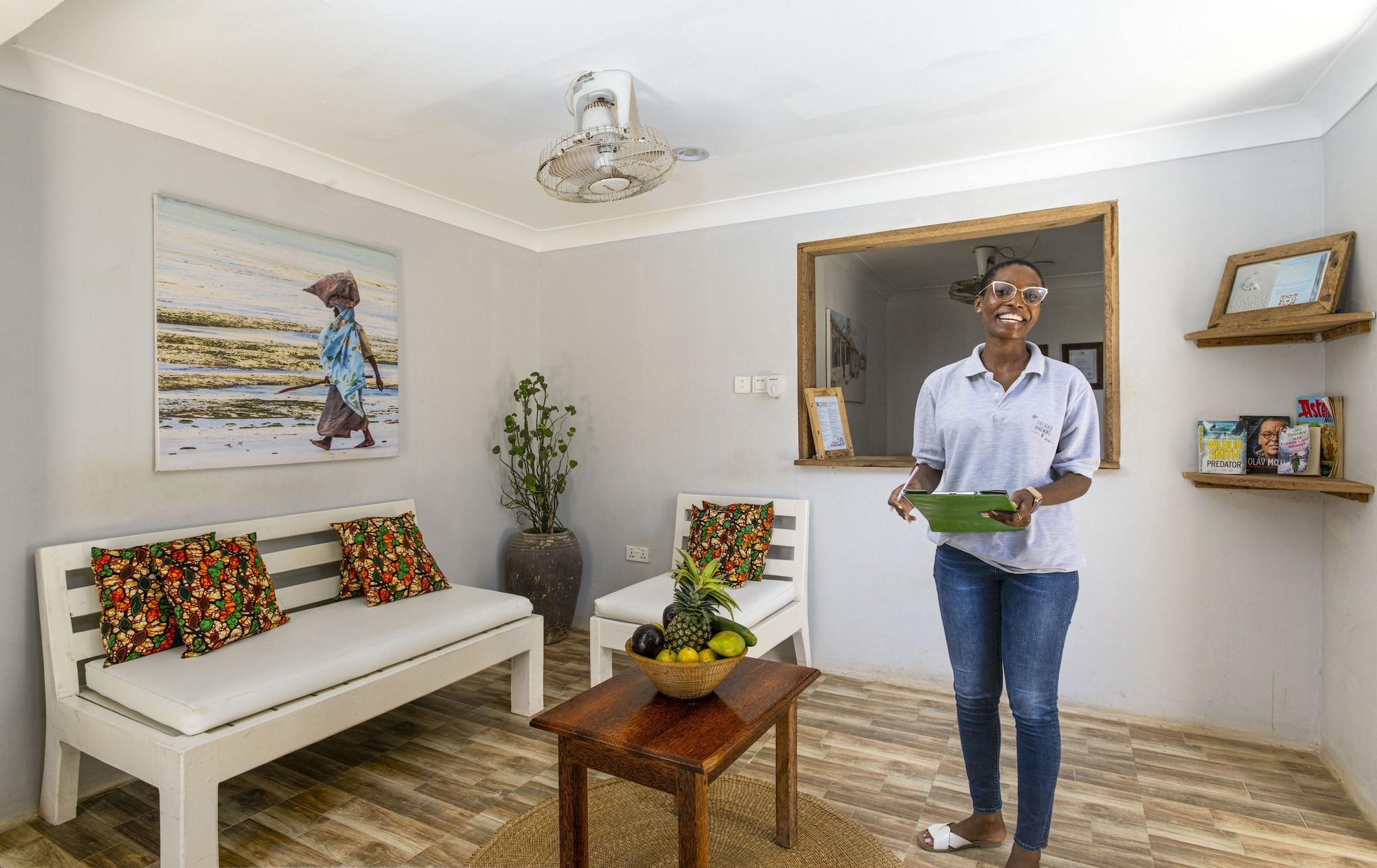 Vista Lobby Paje Beach Apartments & Hotel