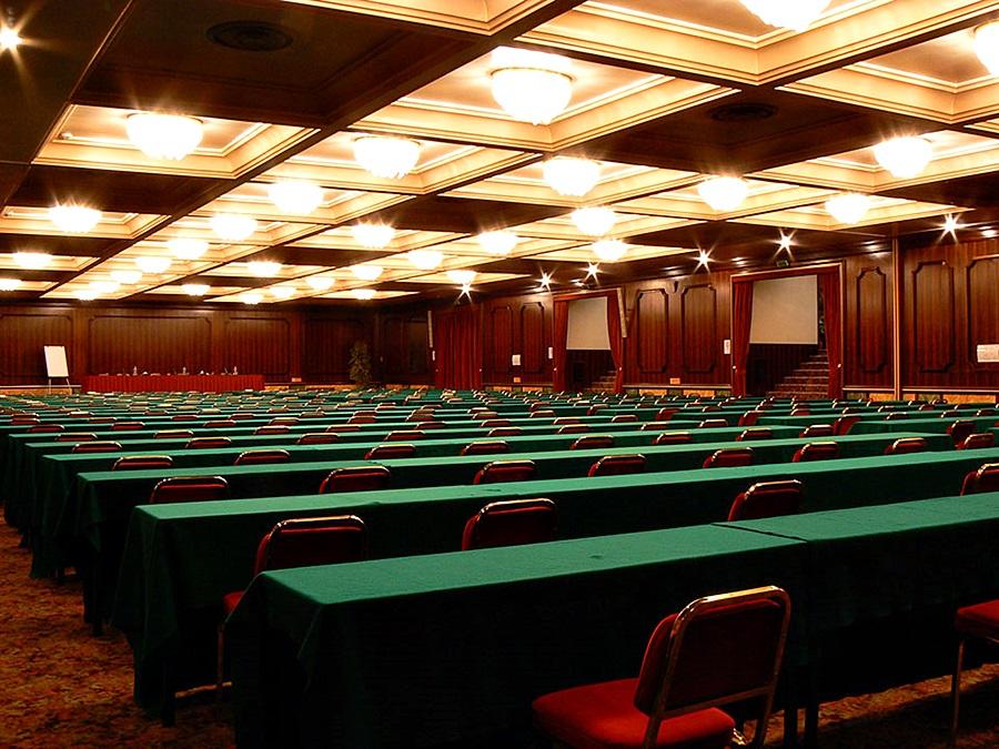 Centro de Negocios Russott