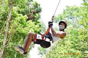 Actividad - Tour Tirolesa y Cenote