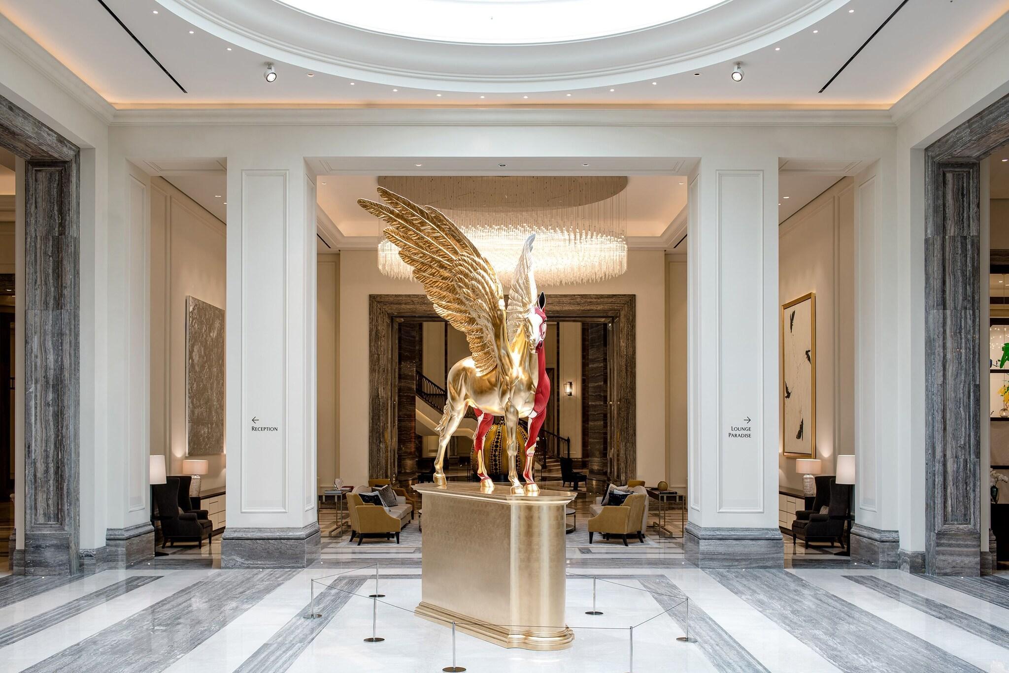 Vista Lobby Paradise City