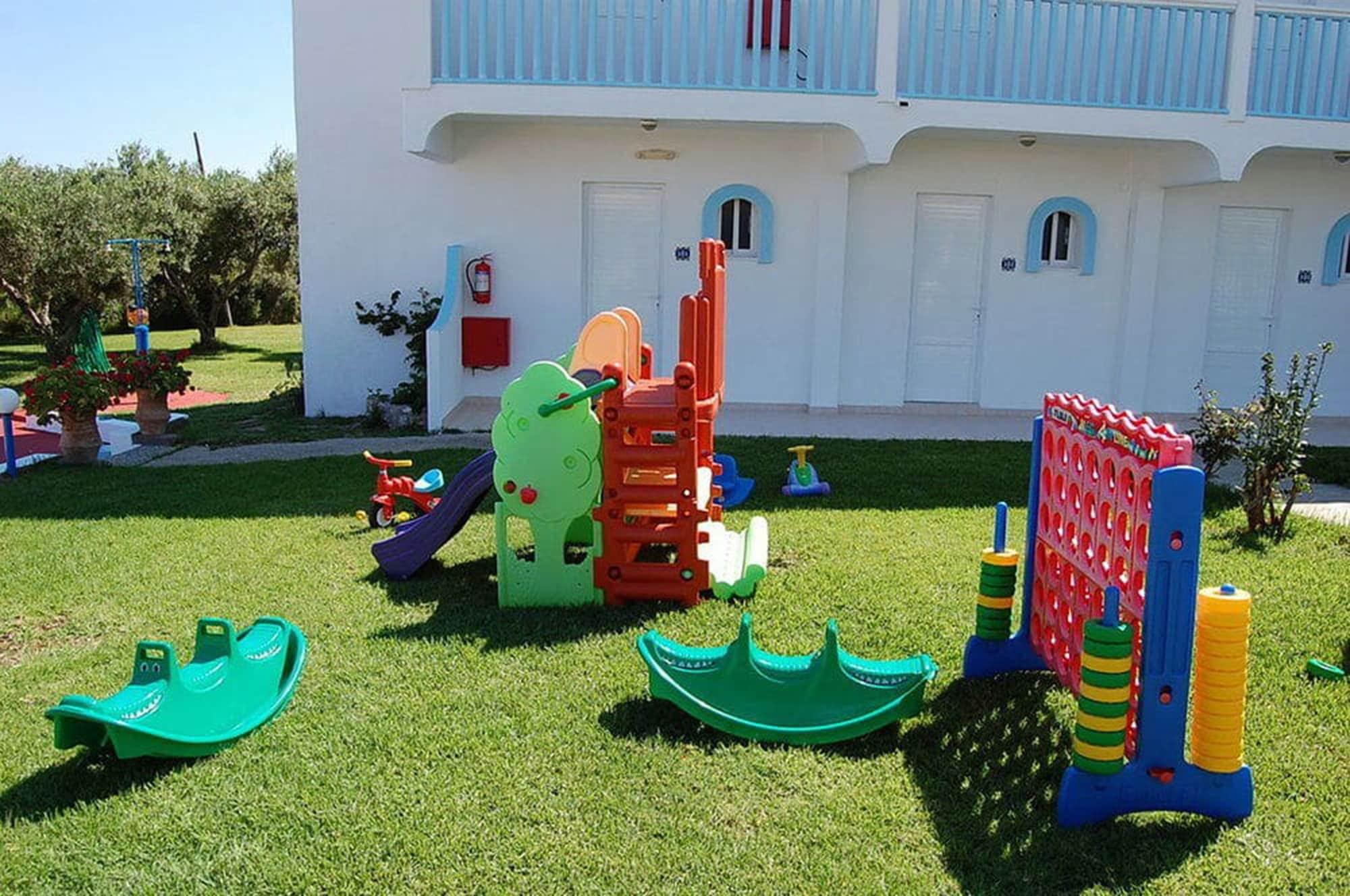 Instalaciones Recreativas Summer View Hotel