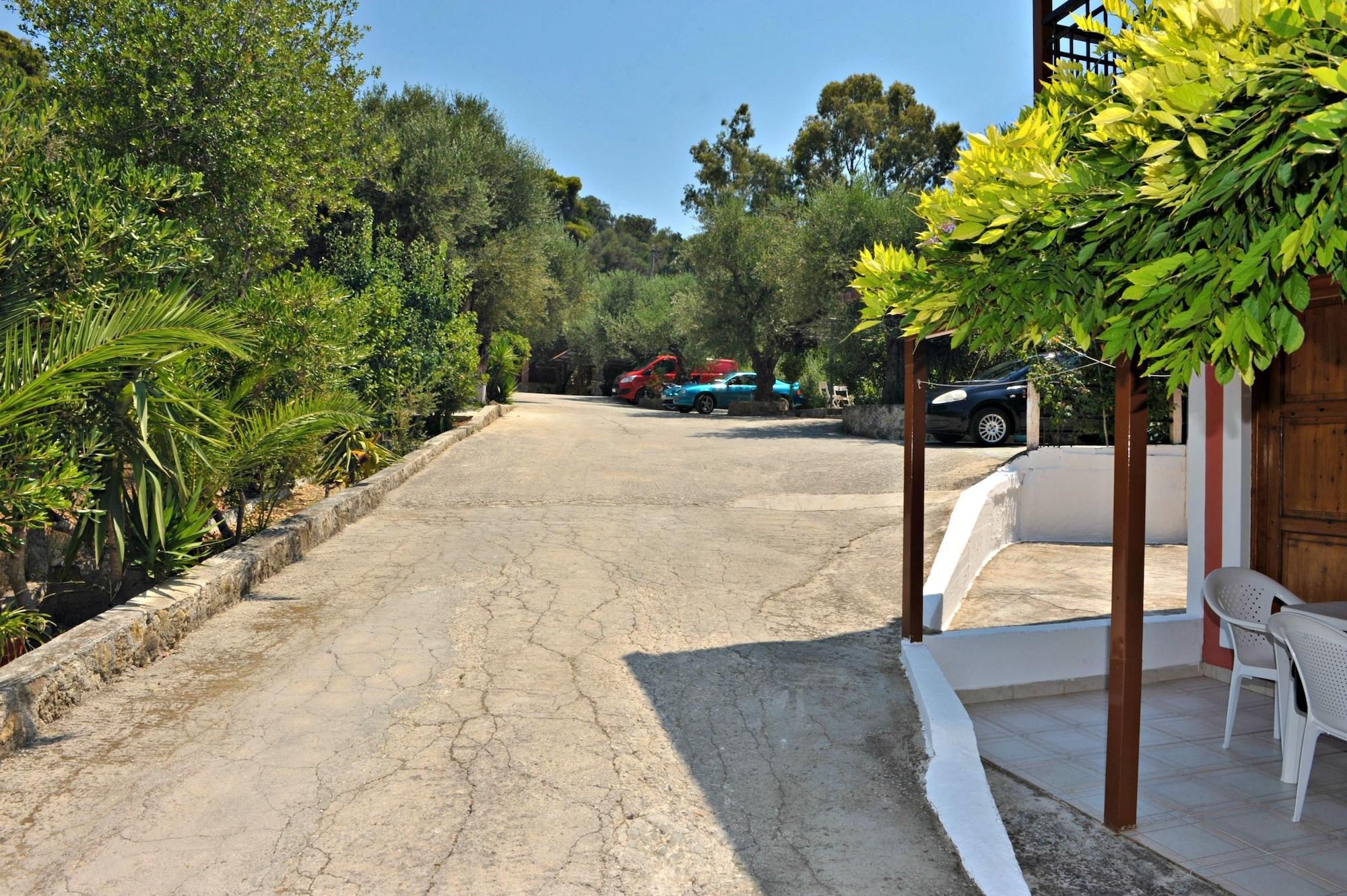 Varios Studios Dimitris Giatras