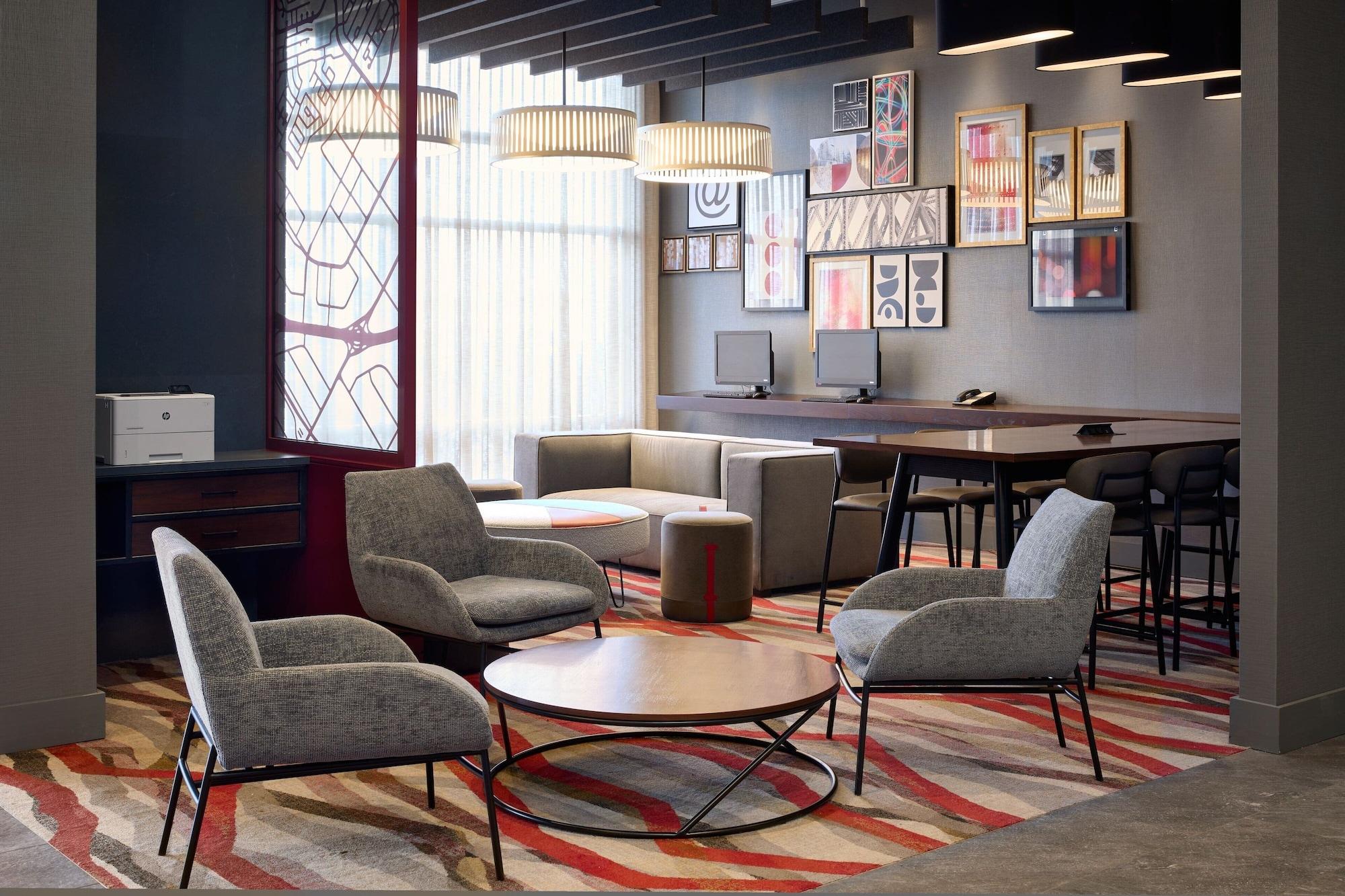 Vista Lobby Residence Inn by Marriott Montreal Airport