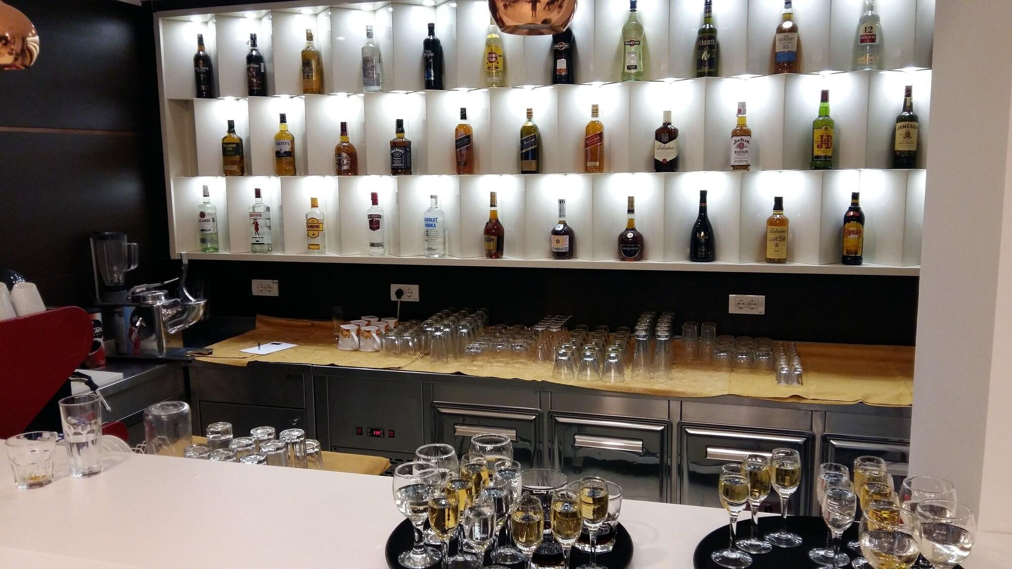 Bar/Salón New City Hotel & Restaurant Niš