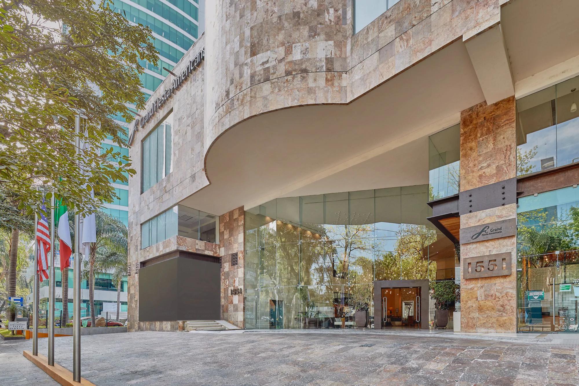 Vista Exterior Grand Fiesta Americana Guadalajara Country Club