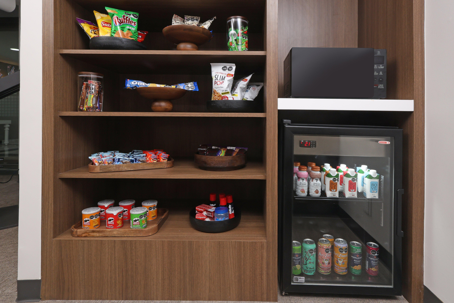 Vista Exterior Holiday Inn Hotel & Suites Medica Sur by IHG