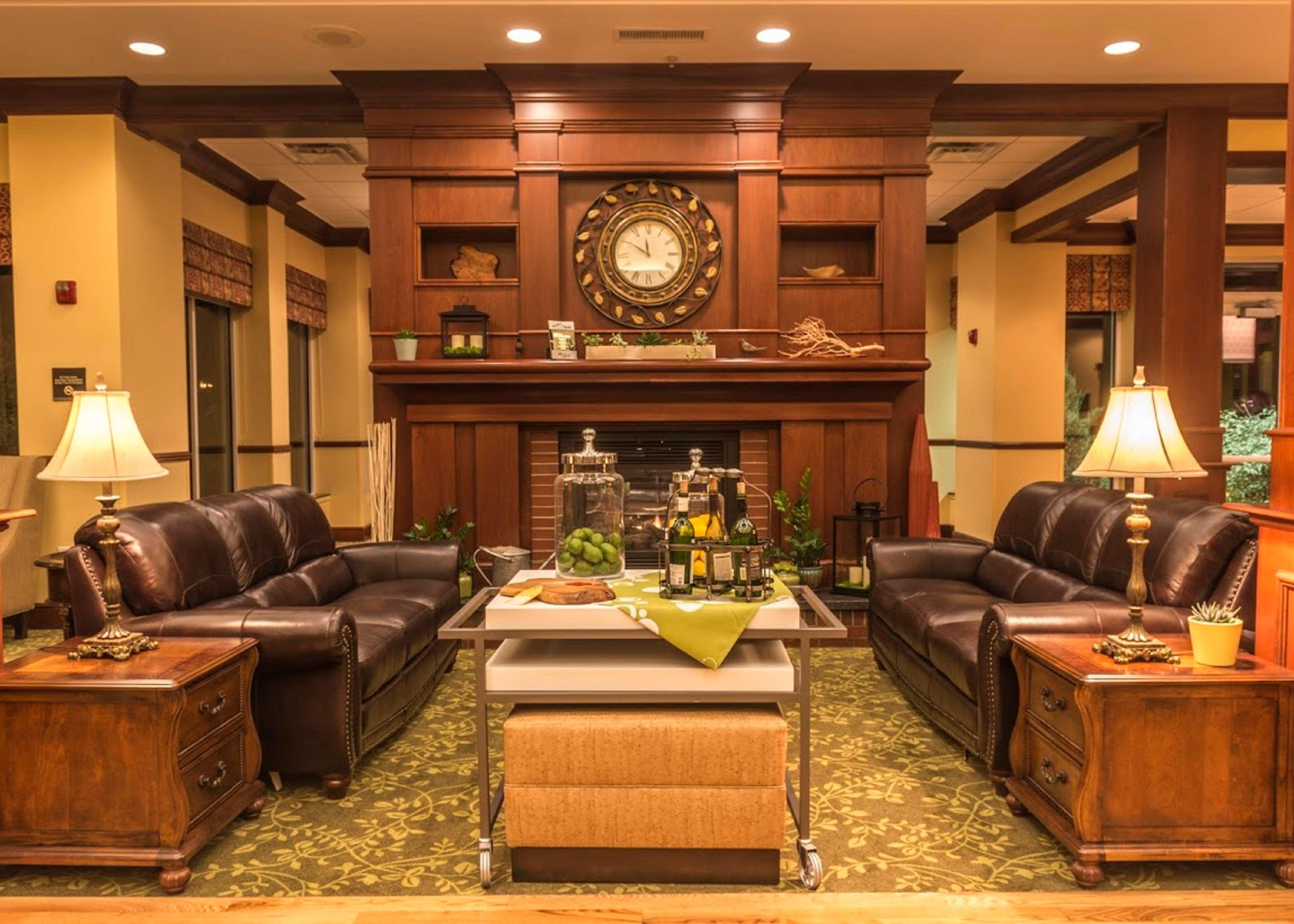 Vista Lobby Hilton Garden Inn Bangor