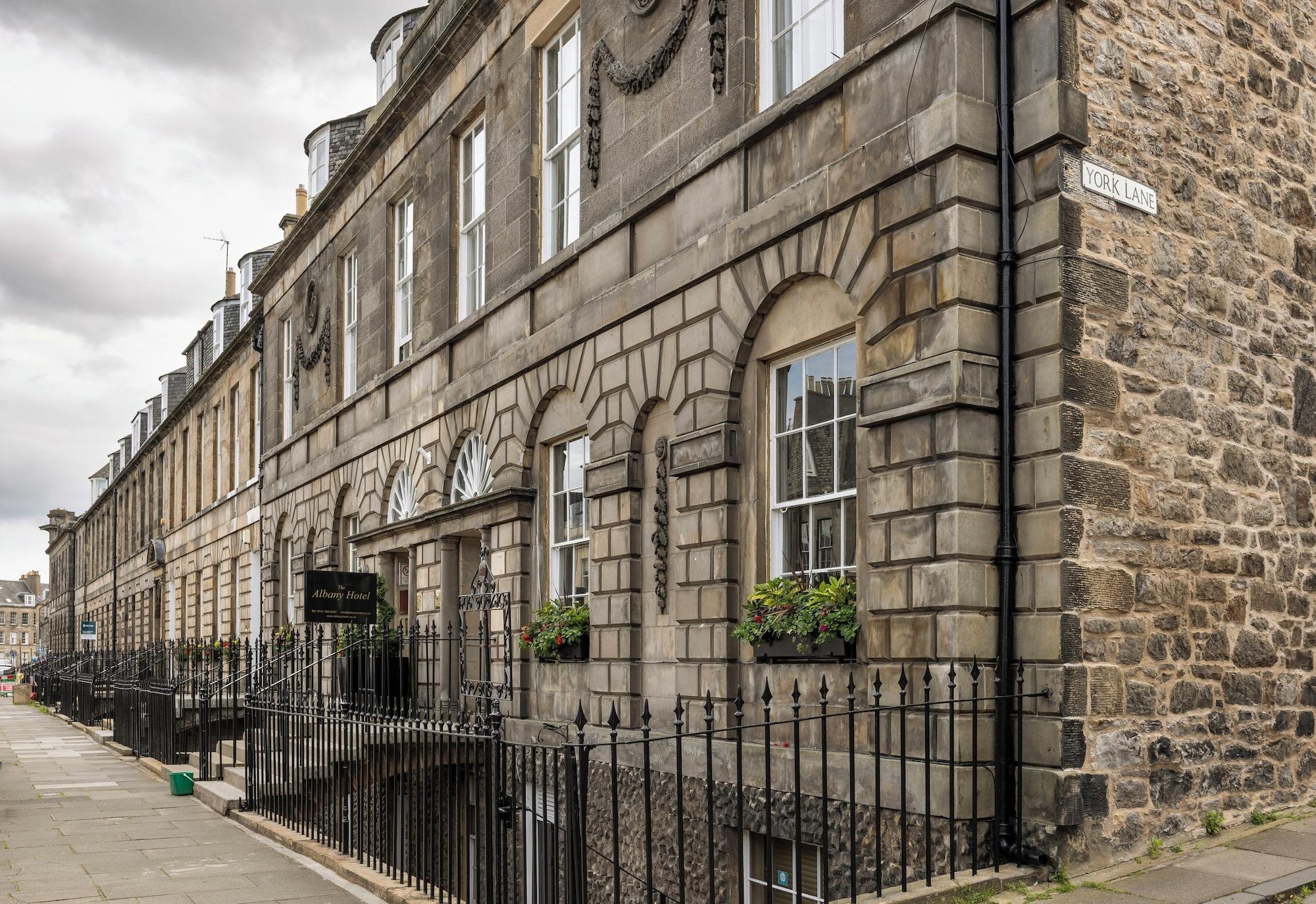 Vista Exterior Albany Hotel