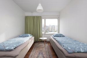 Alquiler Vacacional - Family-friendly 3-BR apt in downtown Helsinki with WiFi, 55” smart TV, Disney+