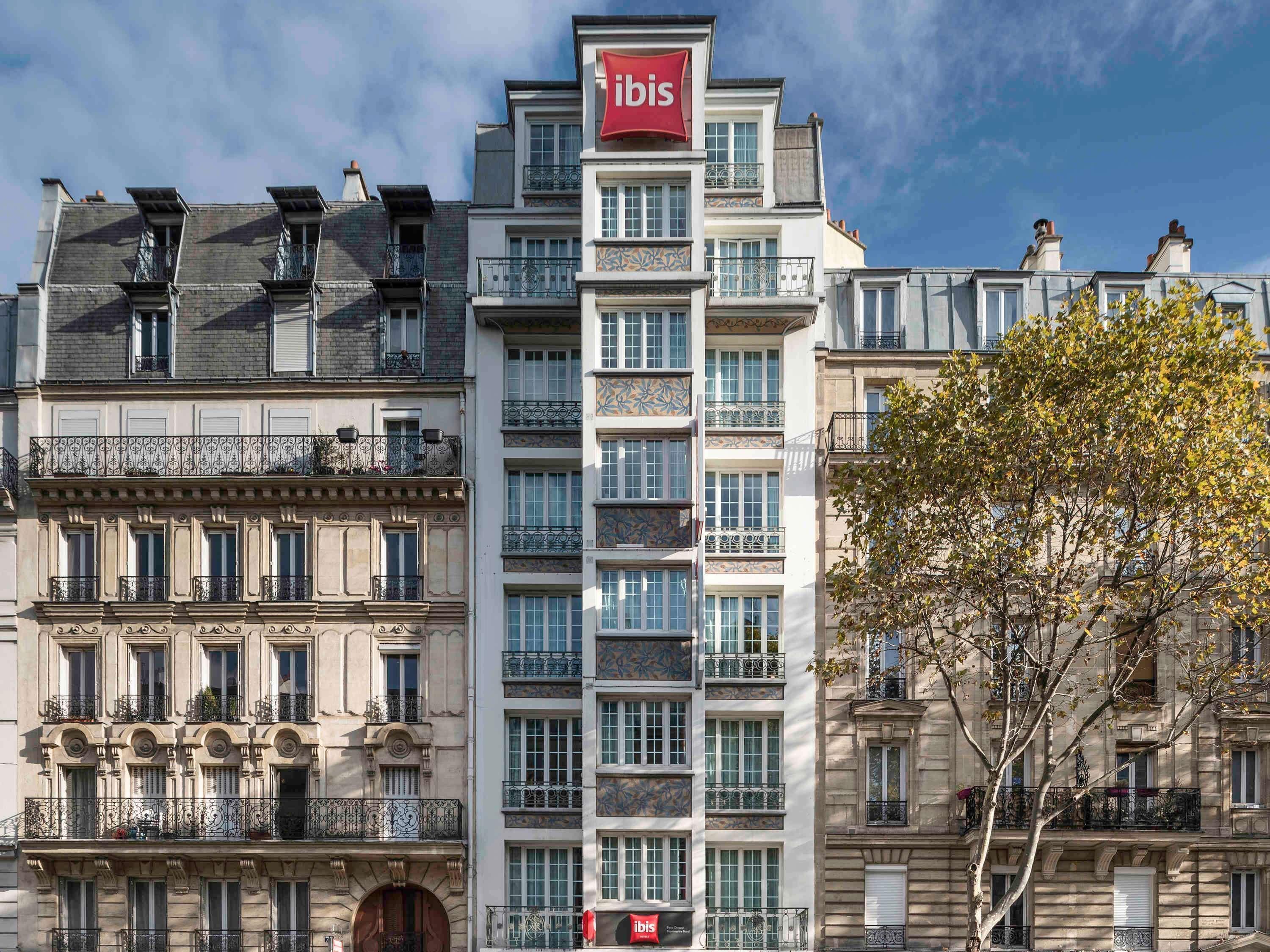 Vista Exterior ibis Paris Ornano Montmartre Nord 18ème