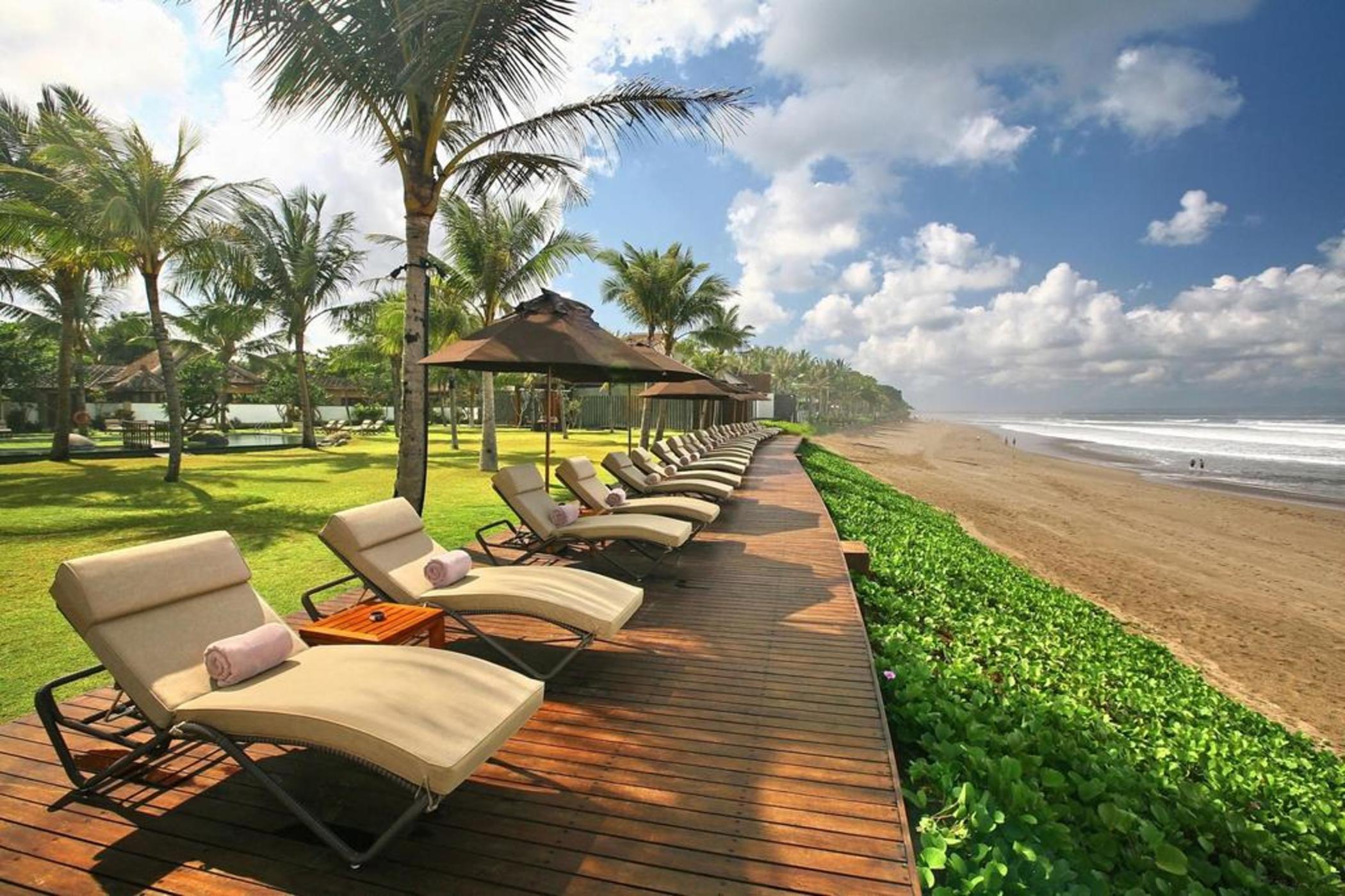 Vista Exterior The Samaya Seminyak