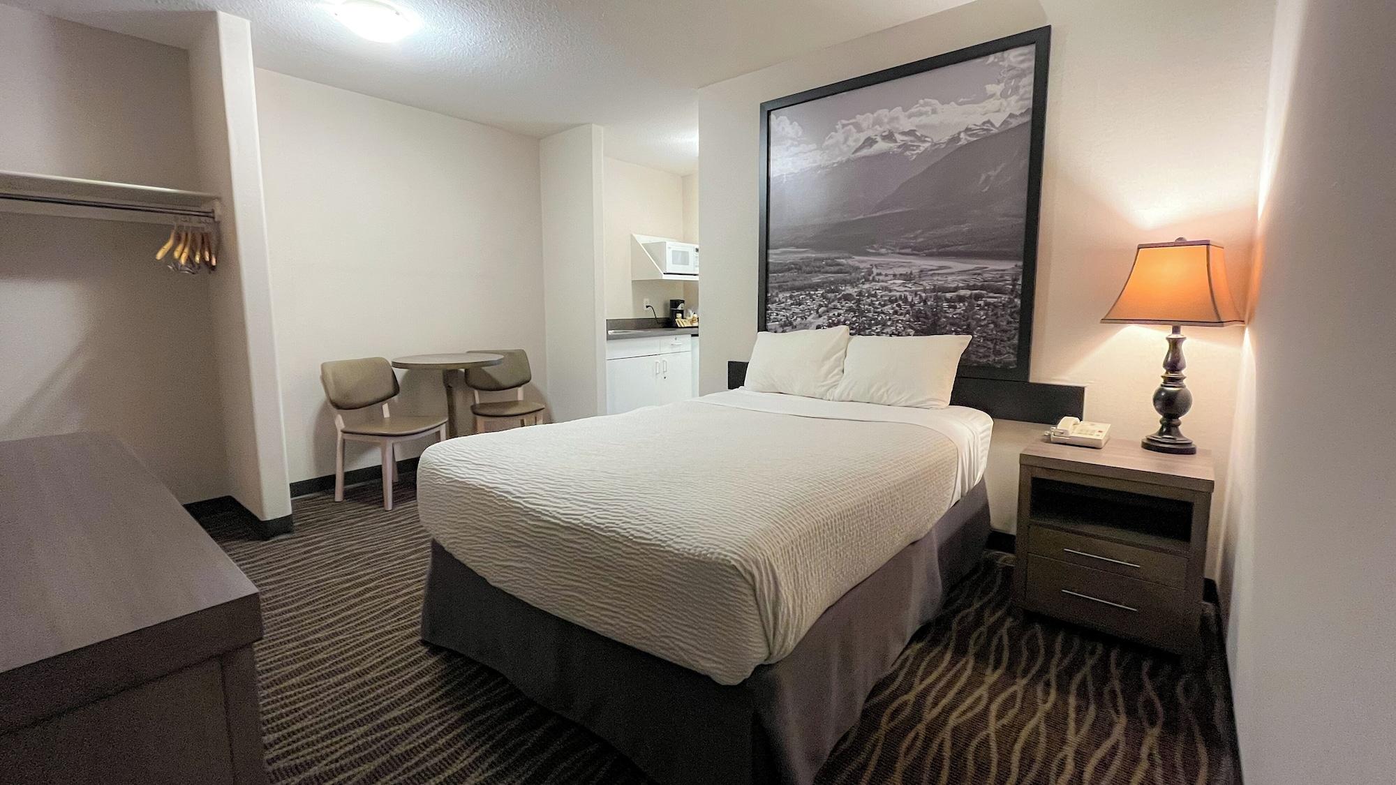 Habitación Super 8 by Wyndham Revelstoke BC