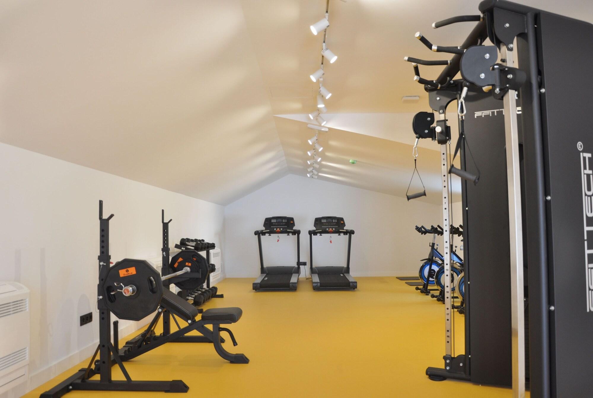 Gimnasio Residencia Universitaria Resa Málaga Centro
