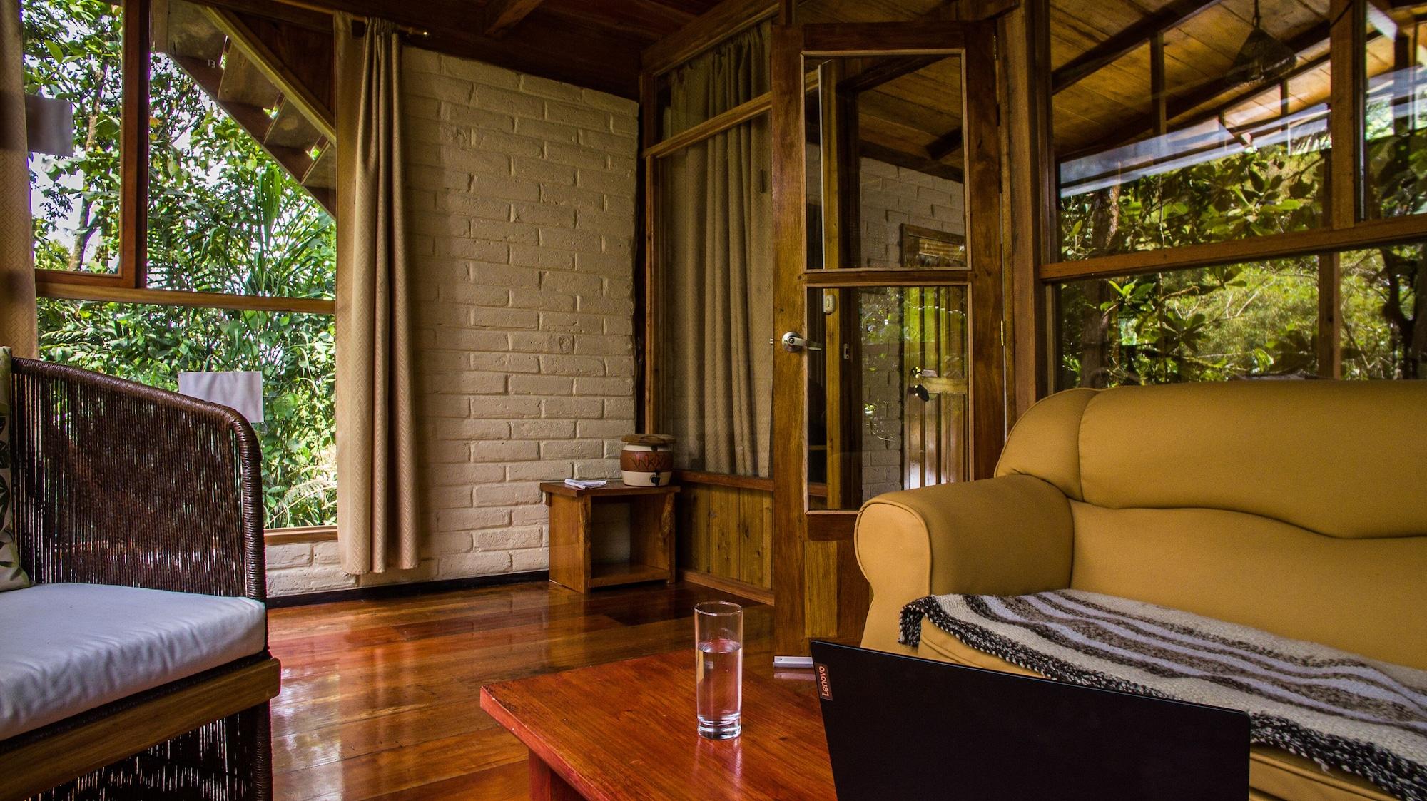 Comodidades del Alojamiento Casa de Vista Alta