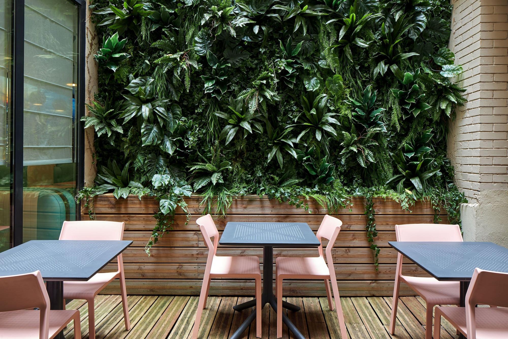 Vista Exterior Platine Hotel