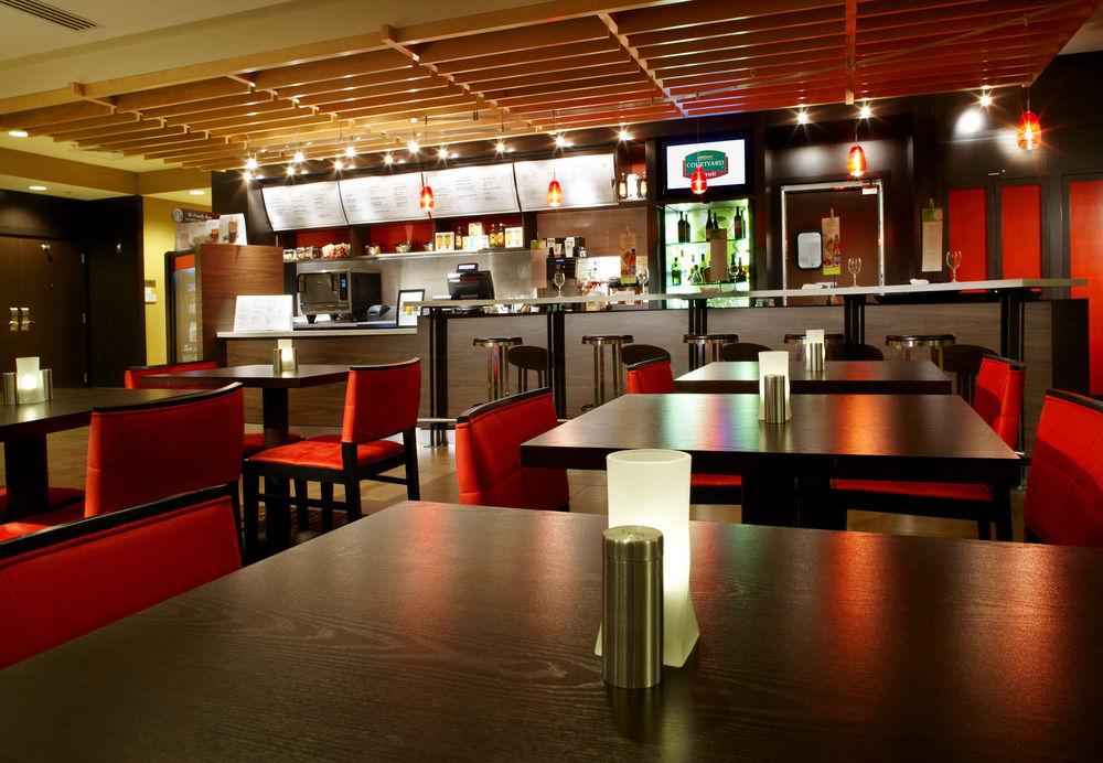Comodidades del Alojamiento Courtyard by Marriott Pittsburgh Washington/Meadow Lands