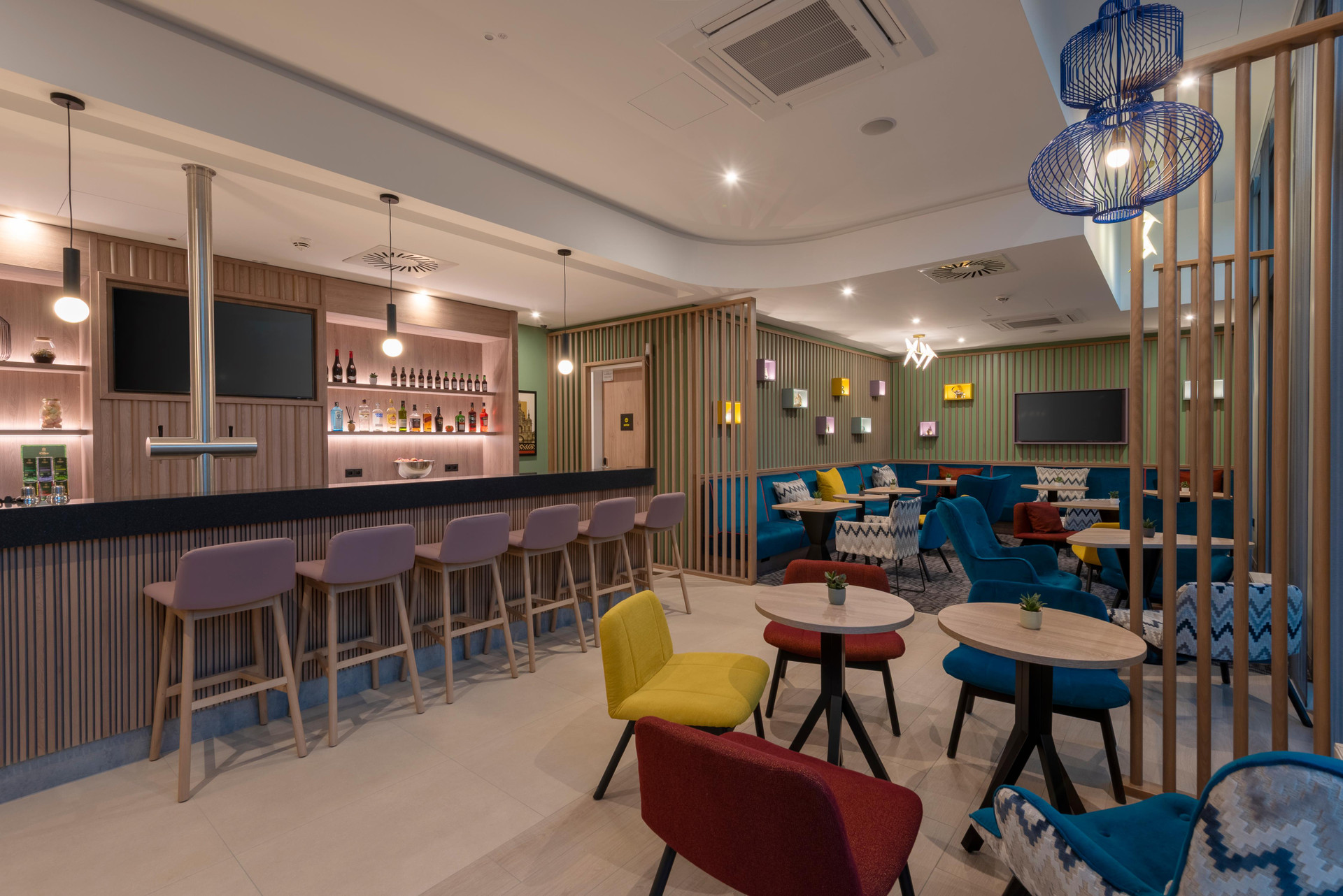 Bar/Salón Hampton By Hilton Dresden City Centre