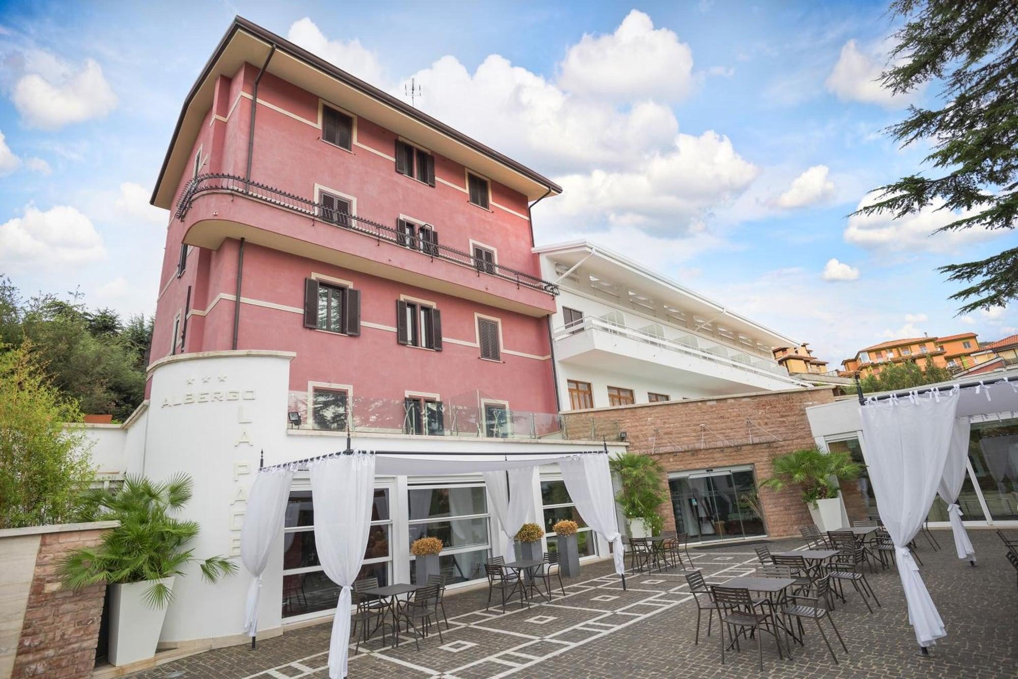 Vista Exterior Albergo La Pace
