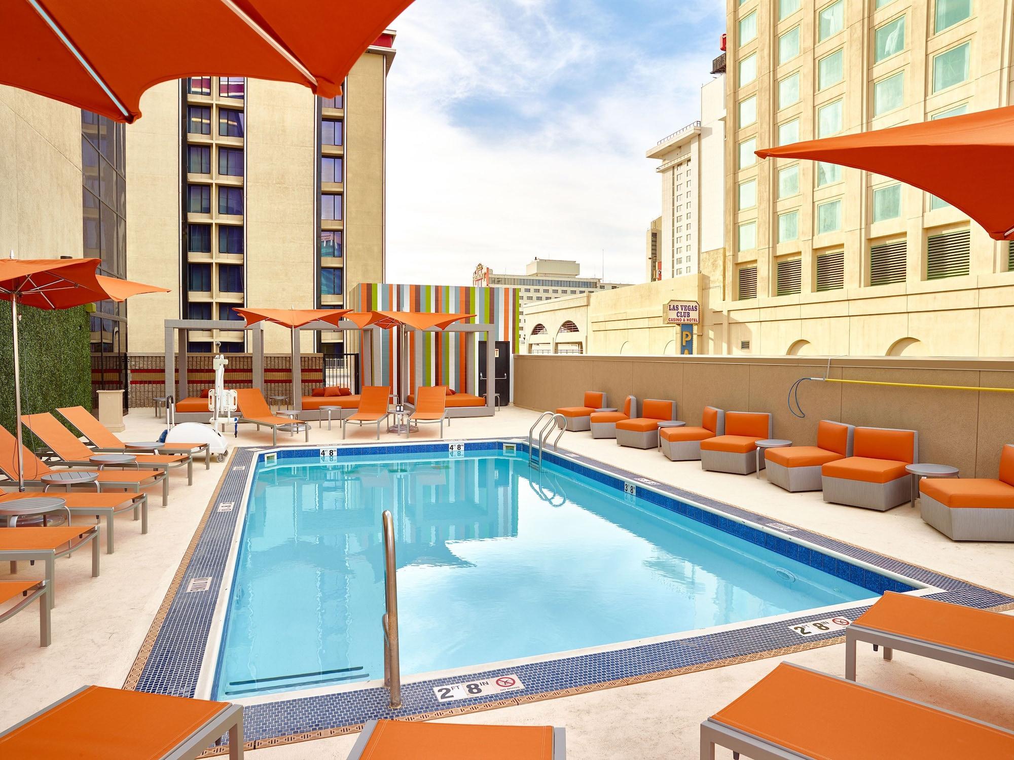 Vista Piscina Main Street Station Hotel, Casino and Brewery