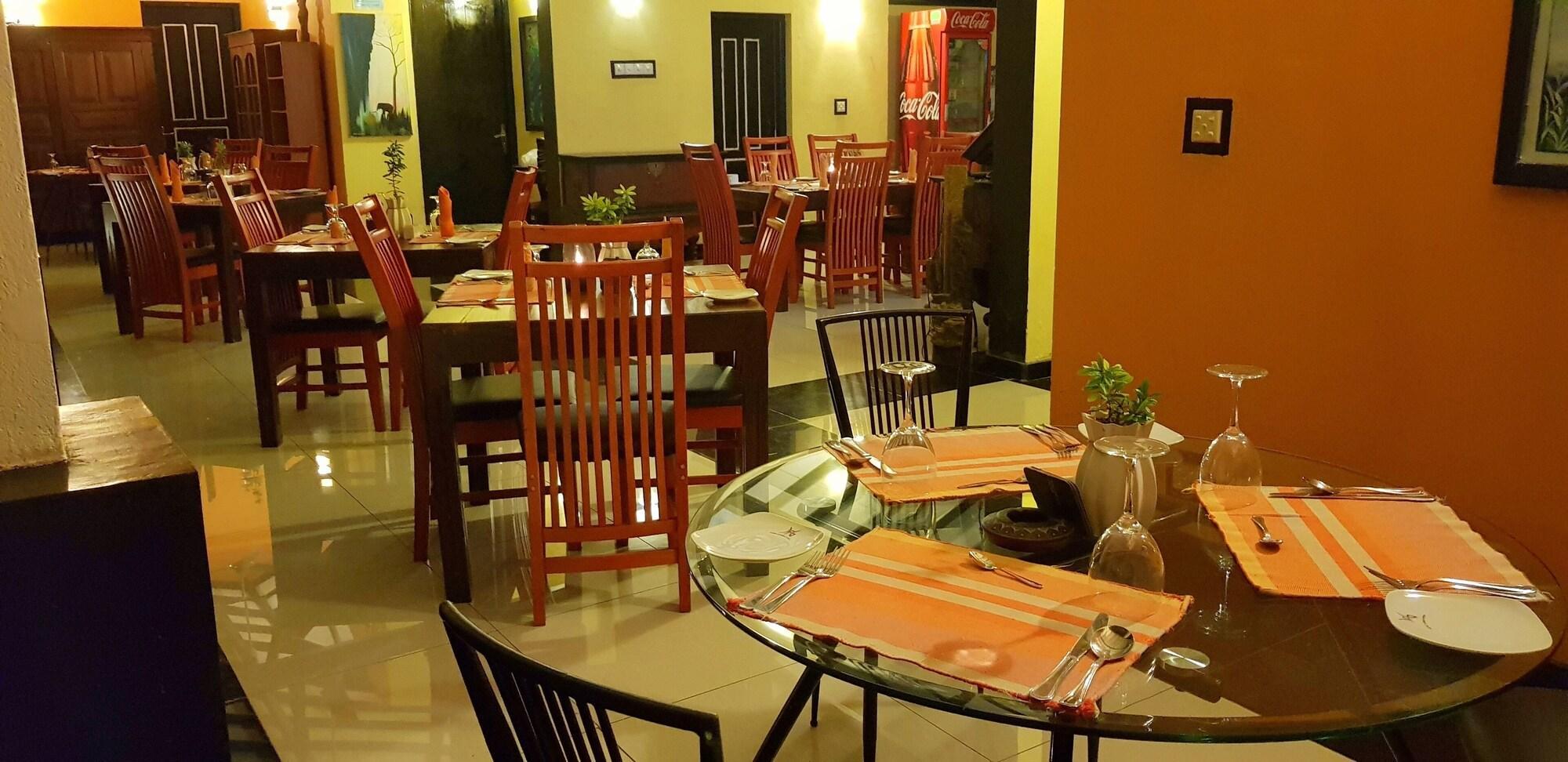 Restaurant Flower Garden Lake resort